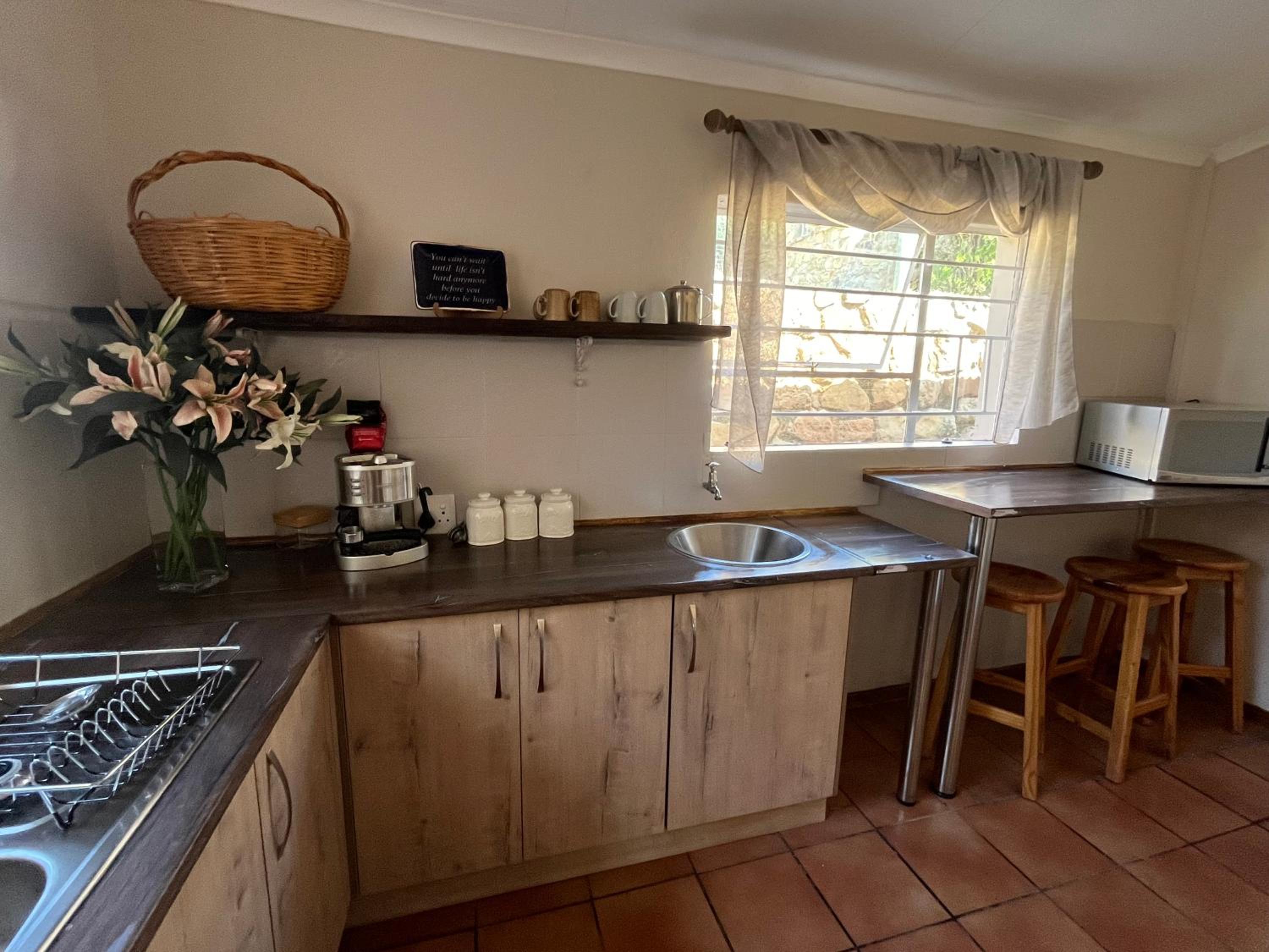 Uitzicht Private Nature Reserve and Lodge view 5