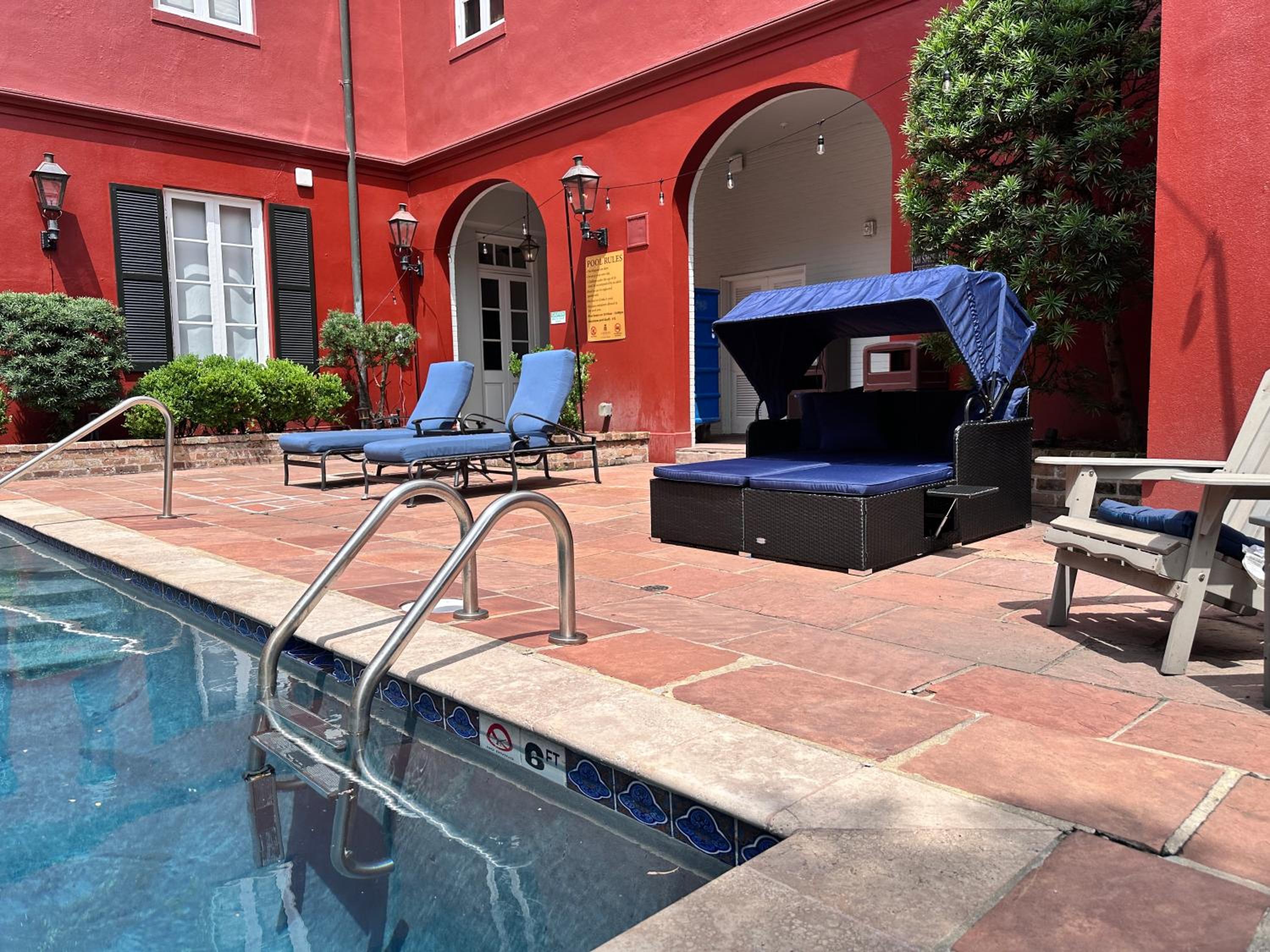 New Orleans Vacations - Le Richelieu Hotel in the French Quarter - Property Image 1