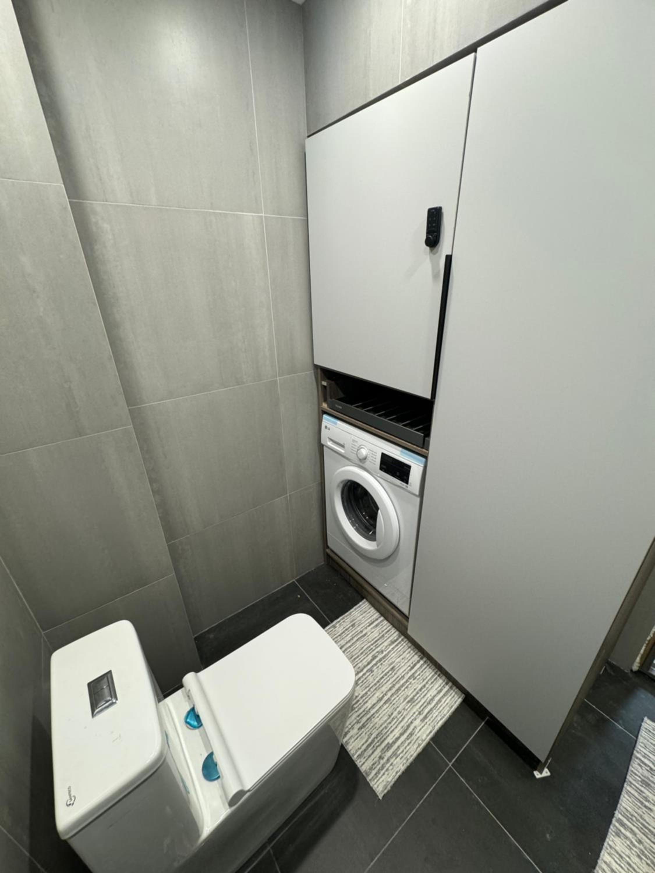 RK Apartments Asia Palace