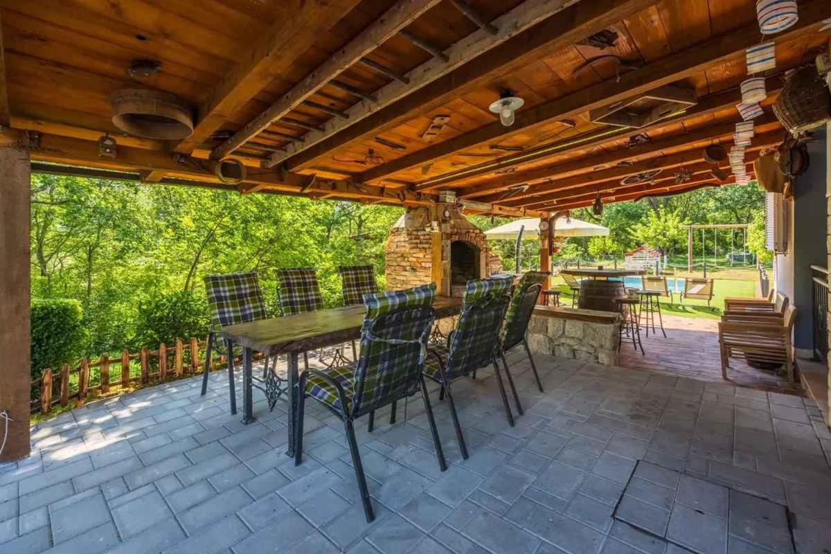 Holiday home in Kostelj 39455