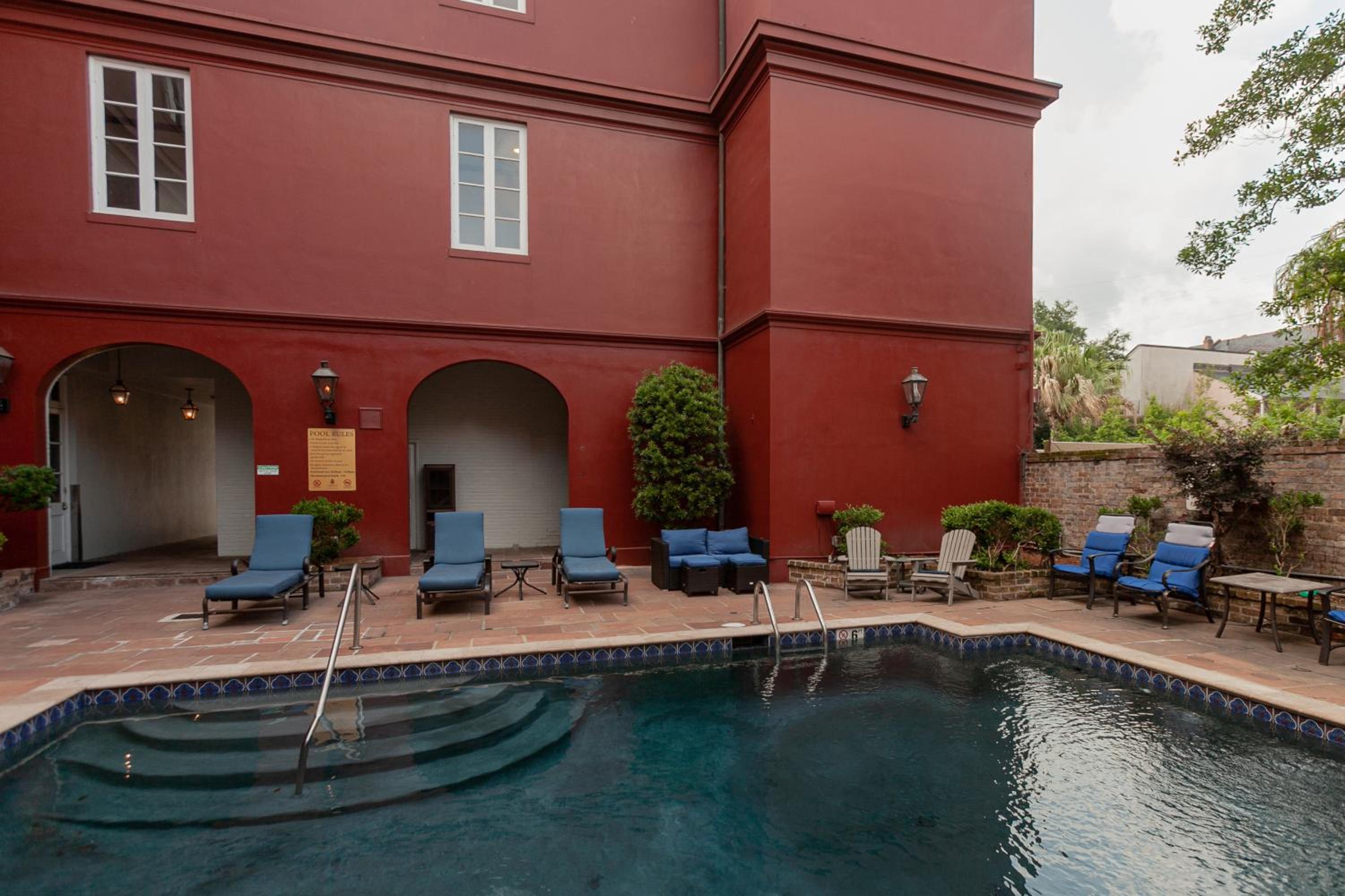 New Orleans Vacations - Le Richelieu Hotel in the French Quarter - Property Image 26