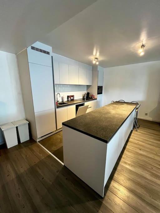 Big apartment with Parking in Antwerp