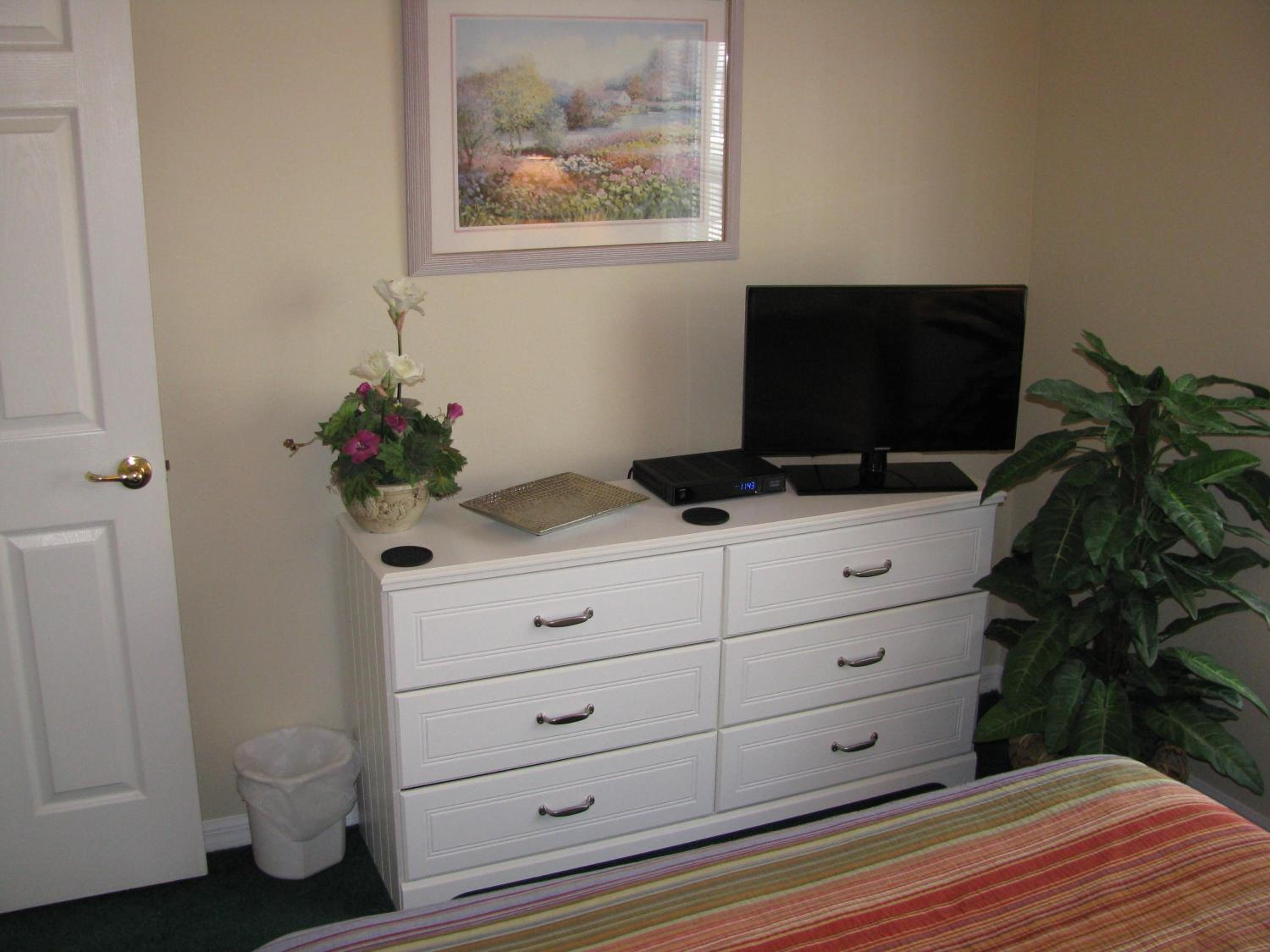 Close To DISNEY and UNIVERSAL - Private Vacation Home - Private Pool - Free BBQ - FAMILY FUN !!!
