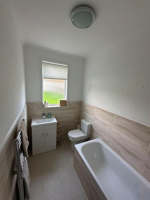 Beautiful family home with golf view 5