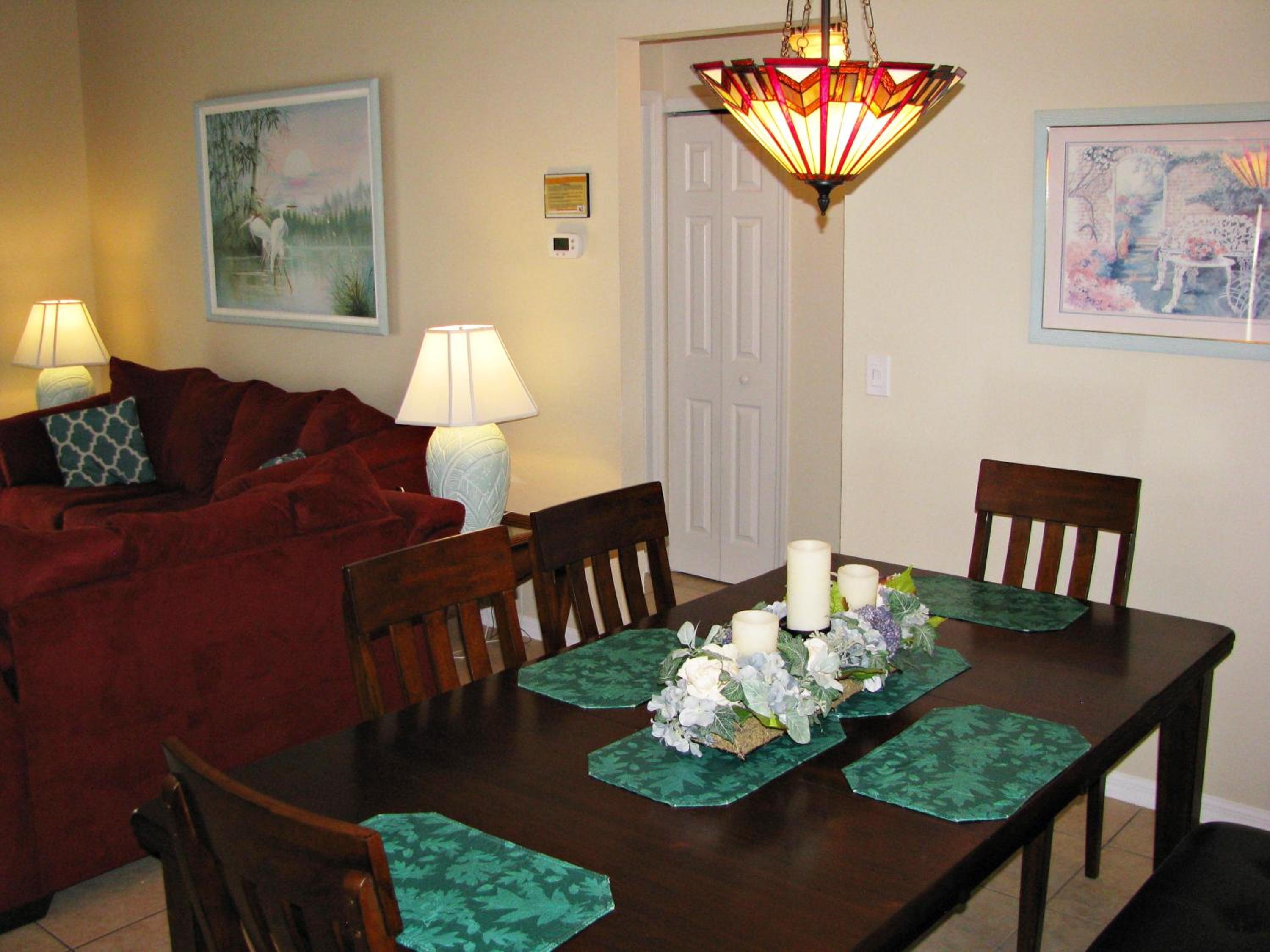 Close To DISNEY and UNIVERSAL - Private Vacation Home - Private Pool - Free BBQ - FAMILY FUN !!!