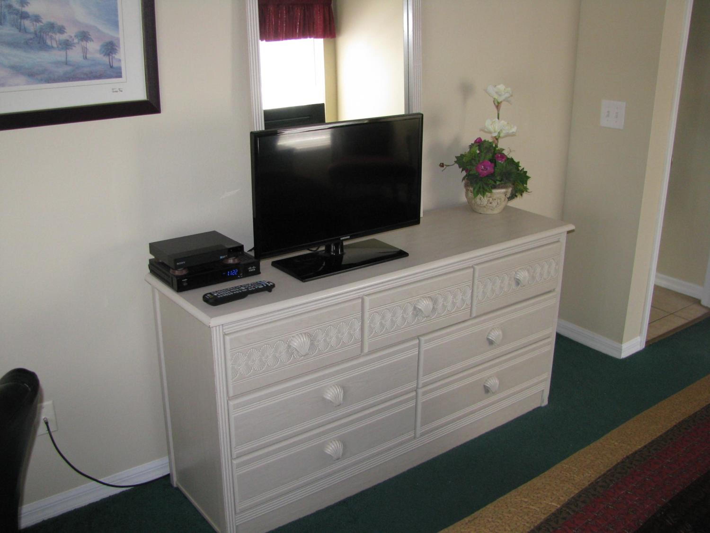 Close To DISNEY and UNIVERSAL - Private Vacation Home - Private Pool - Free BBQ - FAMILY FUN !!!