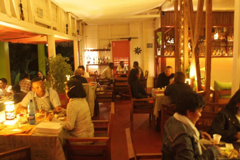 dining