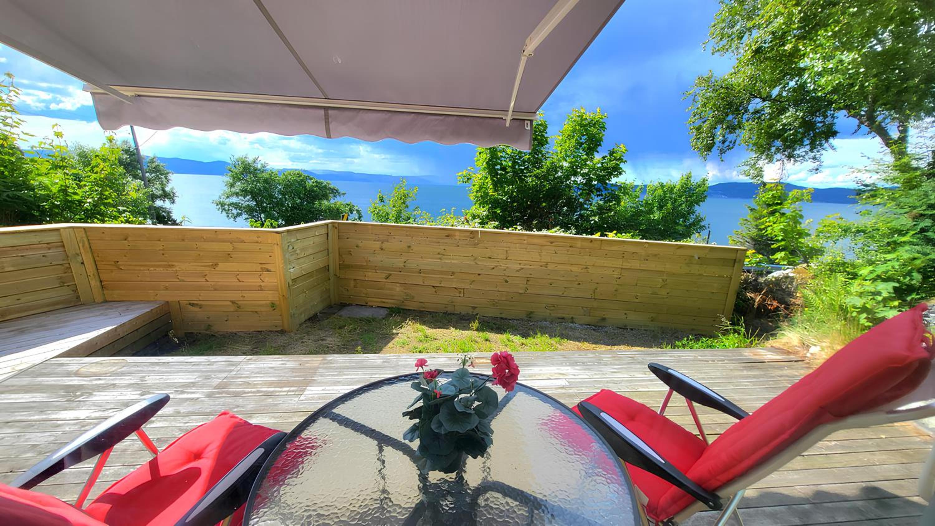 Ocean Side House, Sea View, Free Parking ! view 3