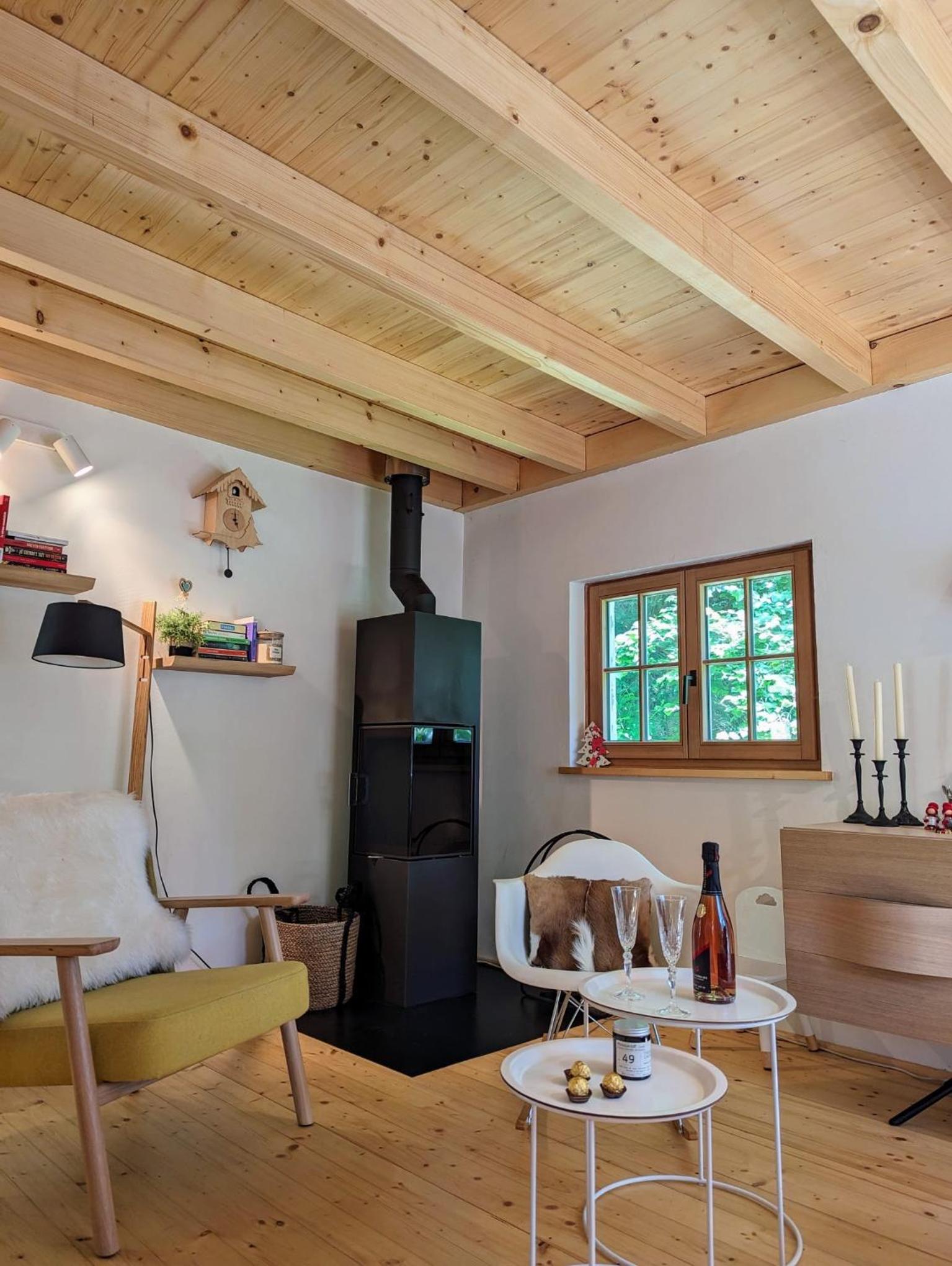 Peaceful chalet near the the Sure river