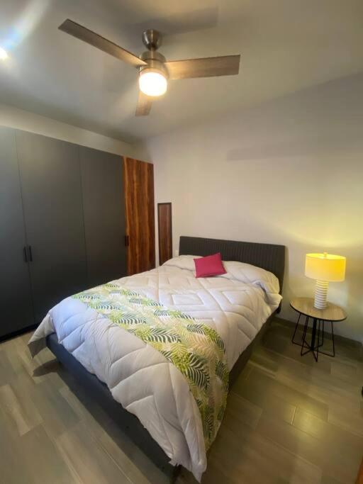 Hermoso condominio, cerca de la marina de Cabo! view 5