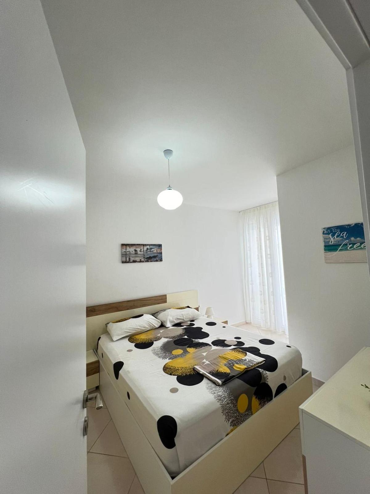 Deli apartments