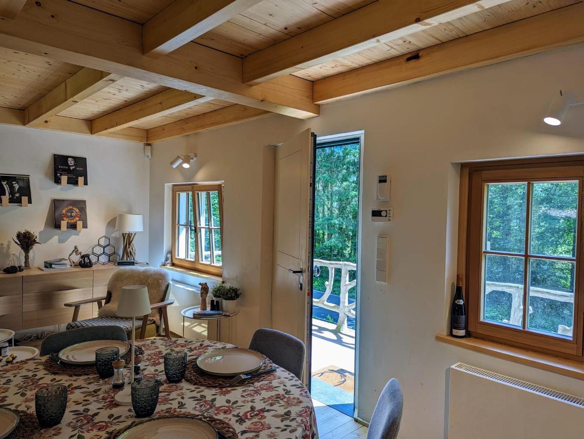 Peaceful chalet near the the Sure river