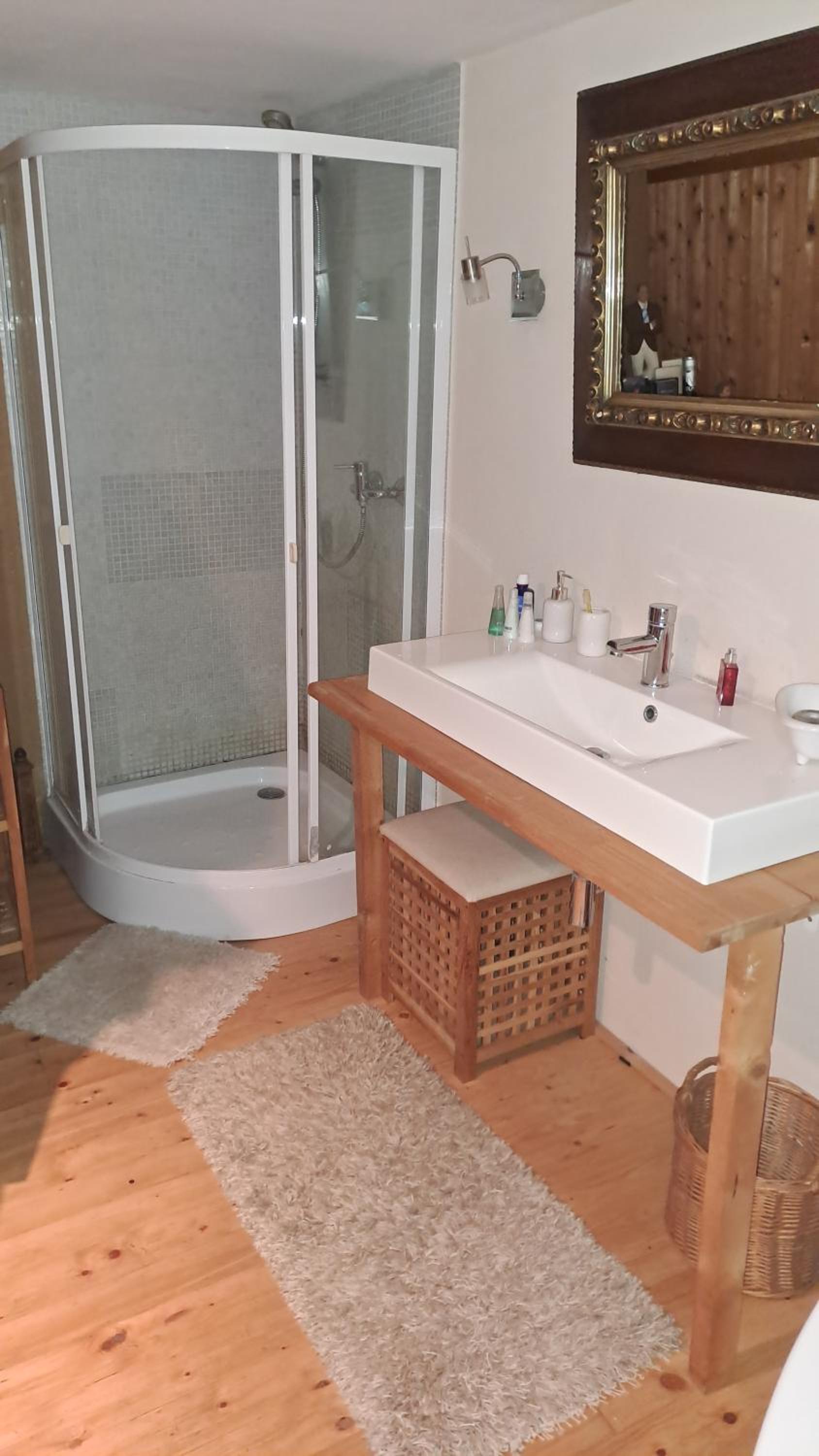 Apartmenthaus mit Sauna und Whirlpool
