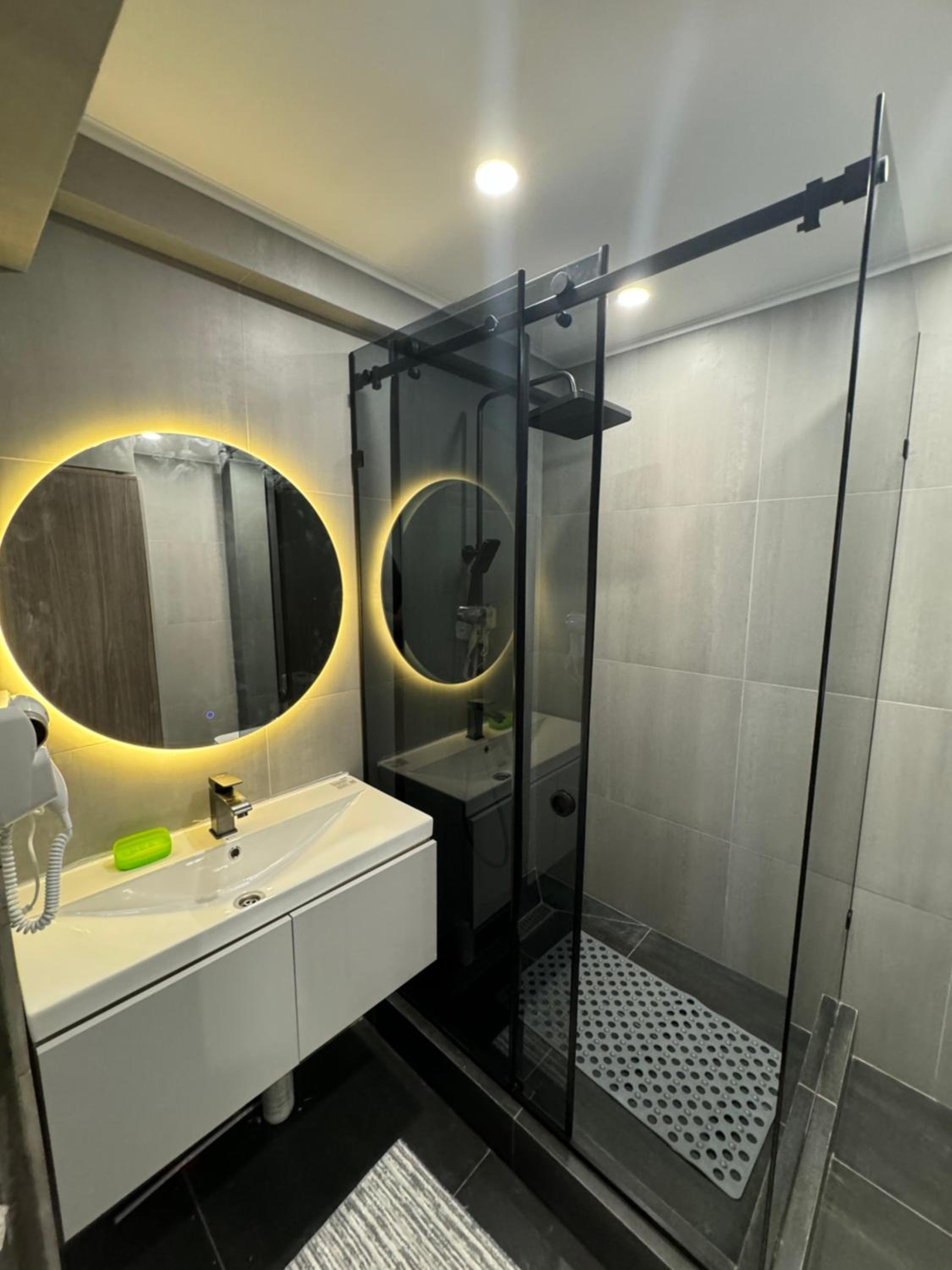 RK Apartments Asia Palace