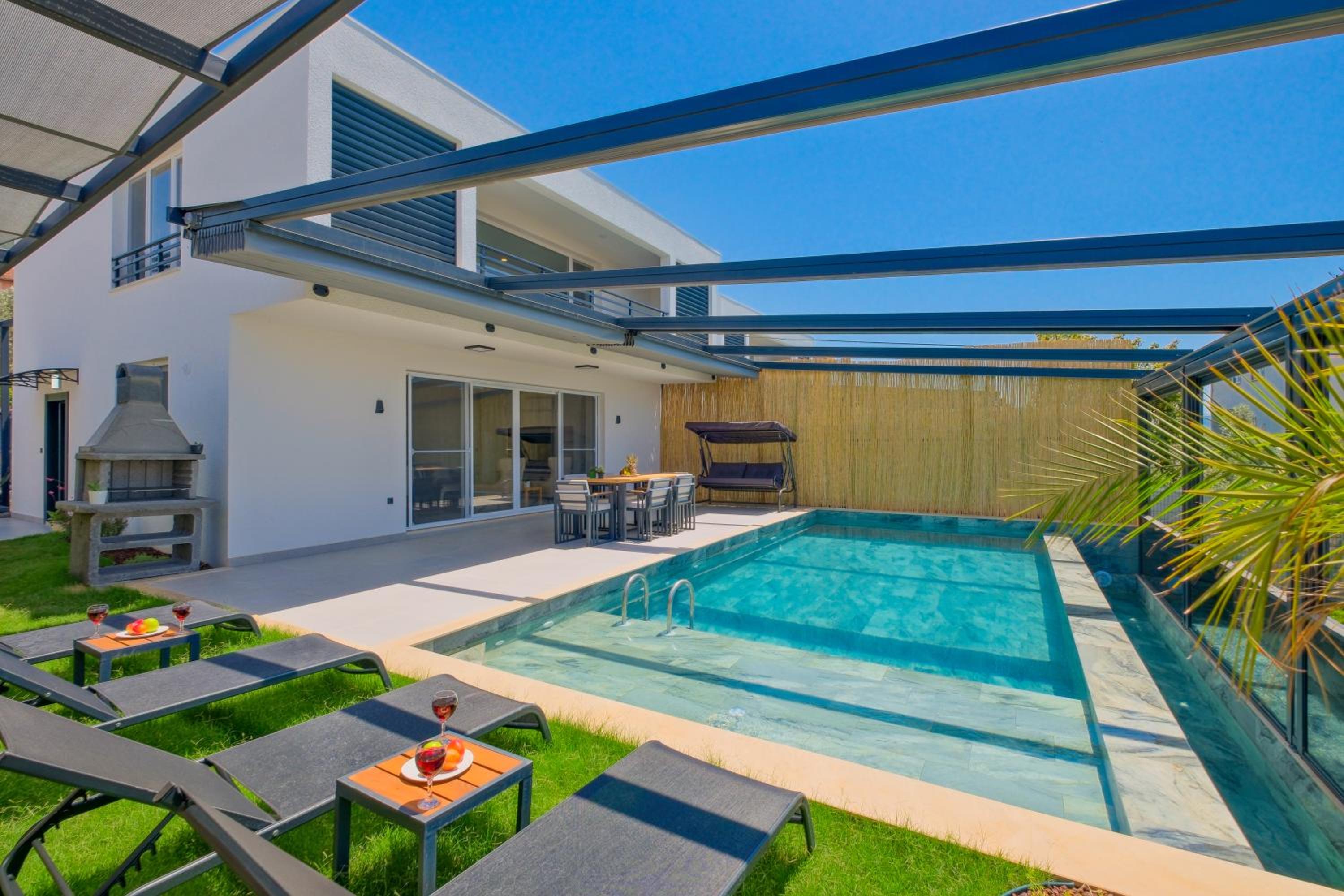 Woynpoint Villa Defne
