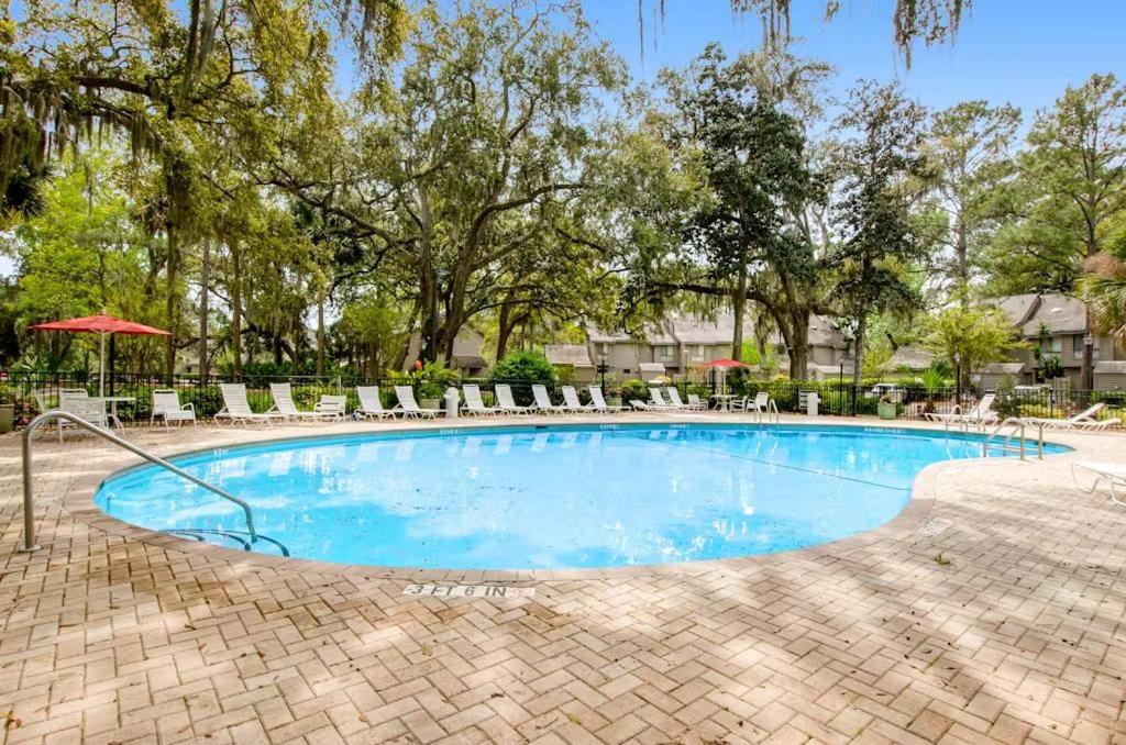Pet Friendly King Sleeper Sofa Sleeps 4 Bikes & Beach Gear included view 2