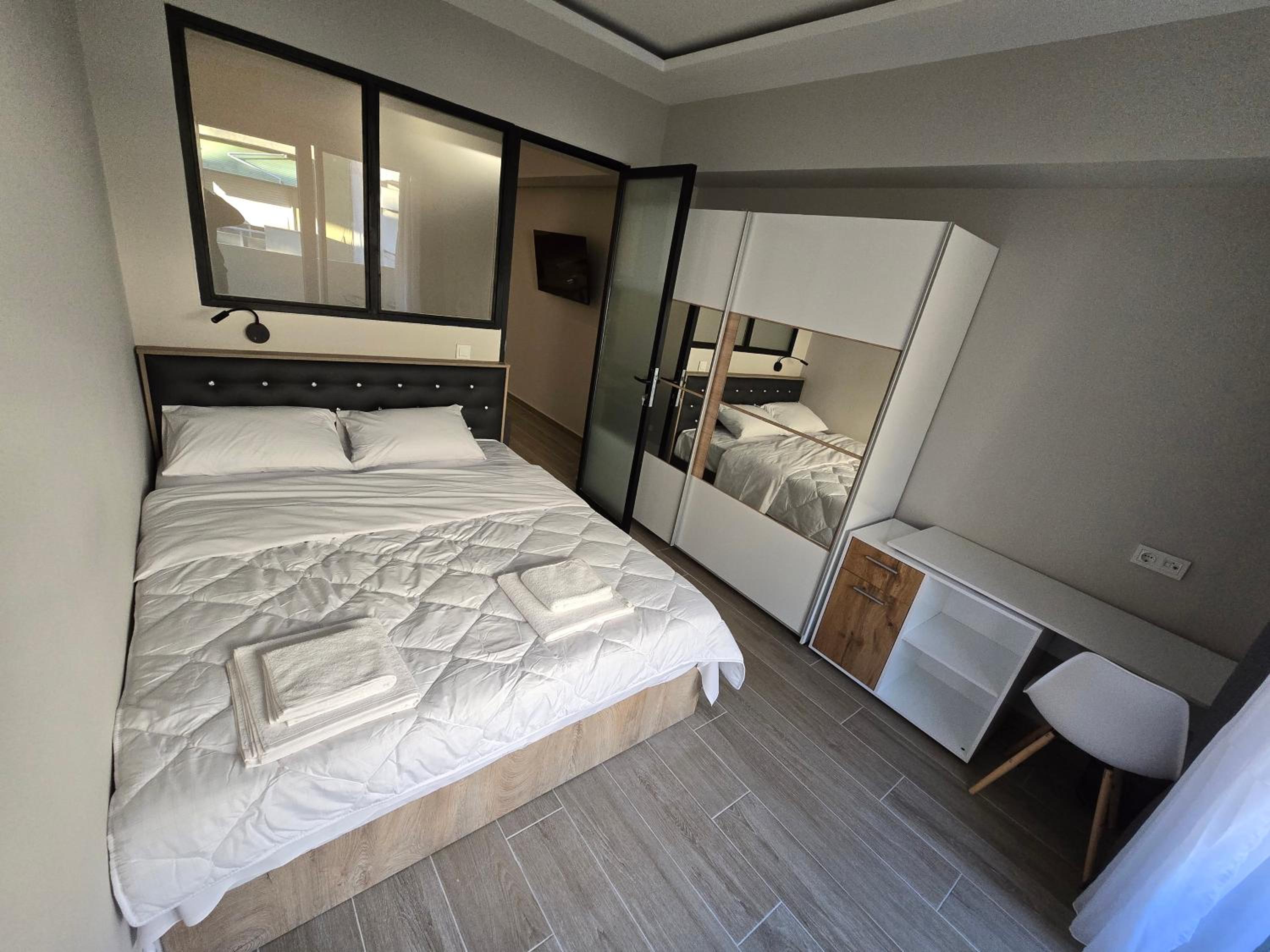 GREKO HOME 2 WITH FREE PRIVATE PARKINg photo 4