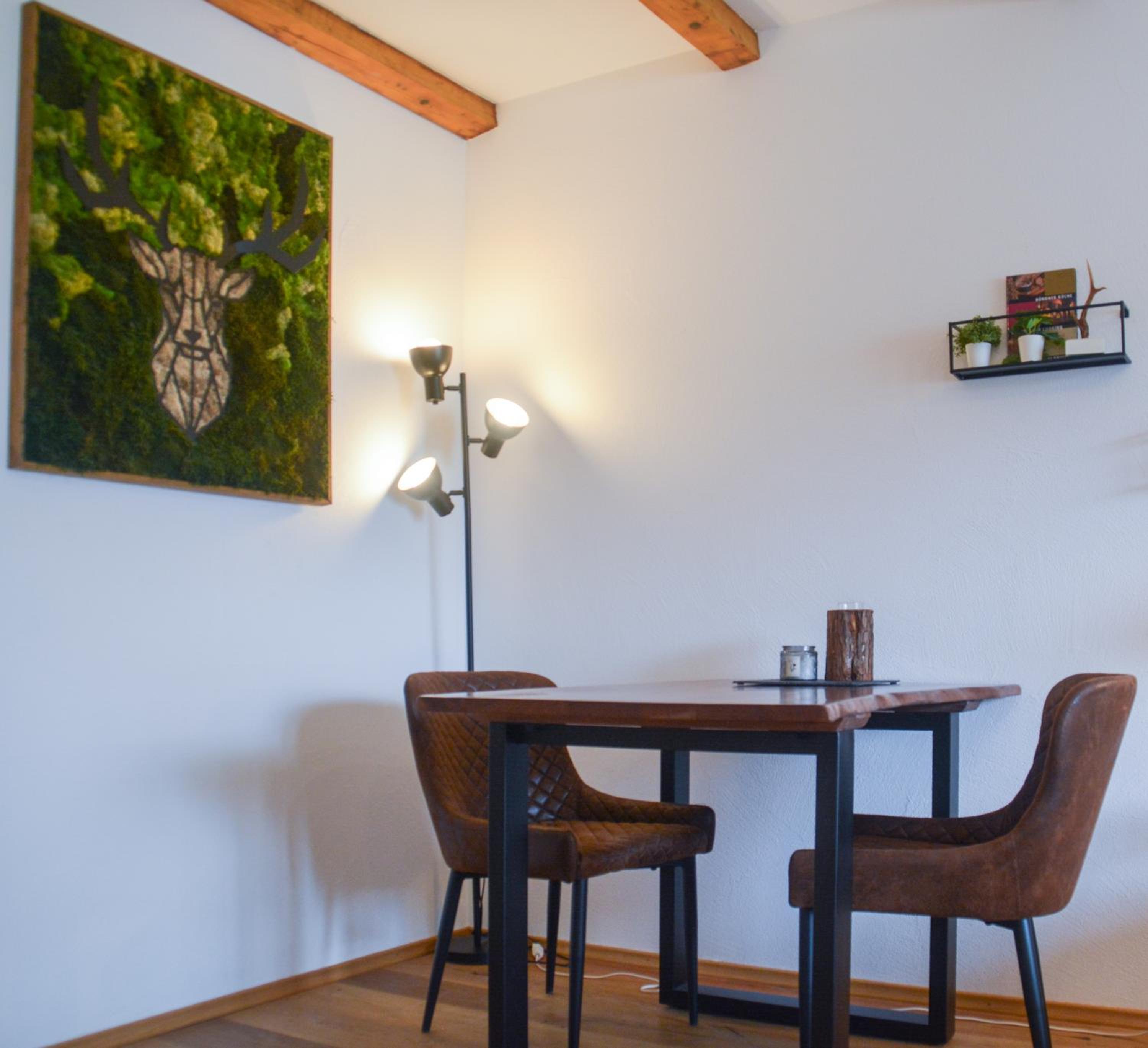 swissme - modernes Studio am Sportplatz mit Balkon & Parkplatz