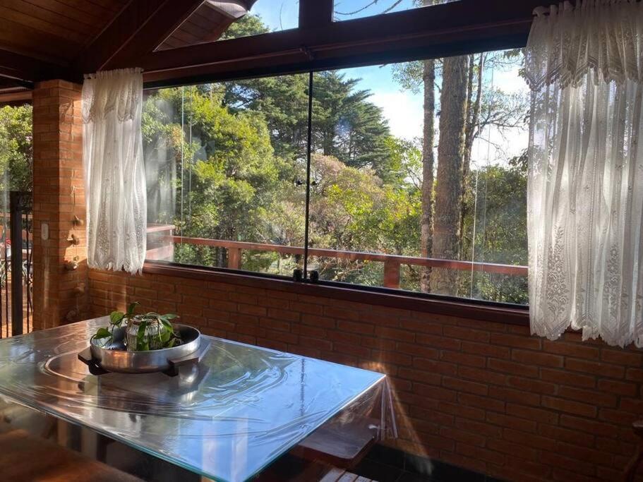 Lareira forno e fogao a lenha nas montanhas