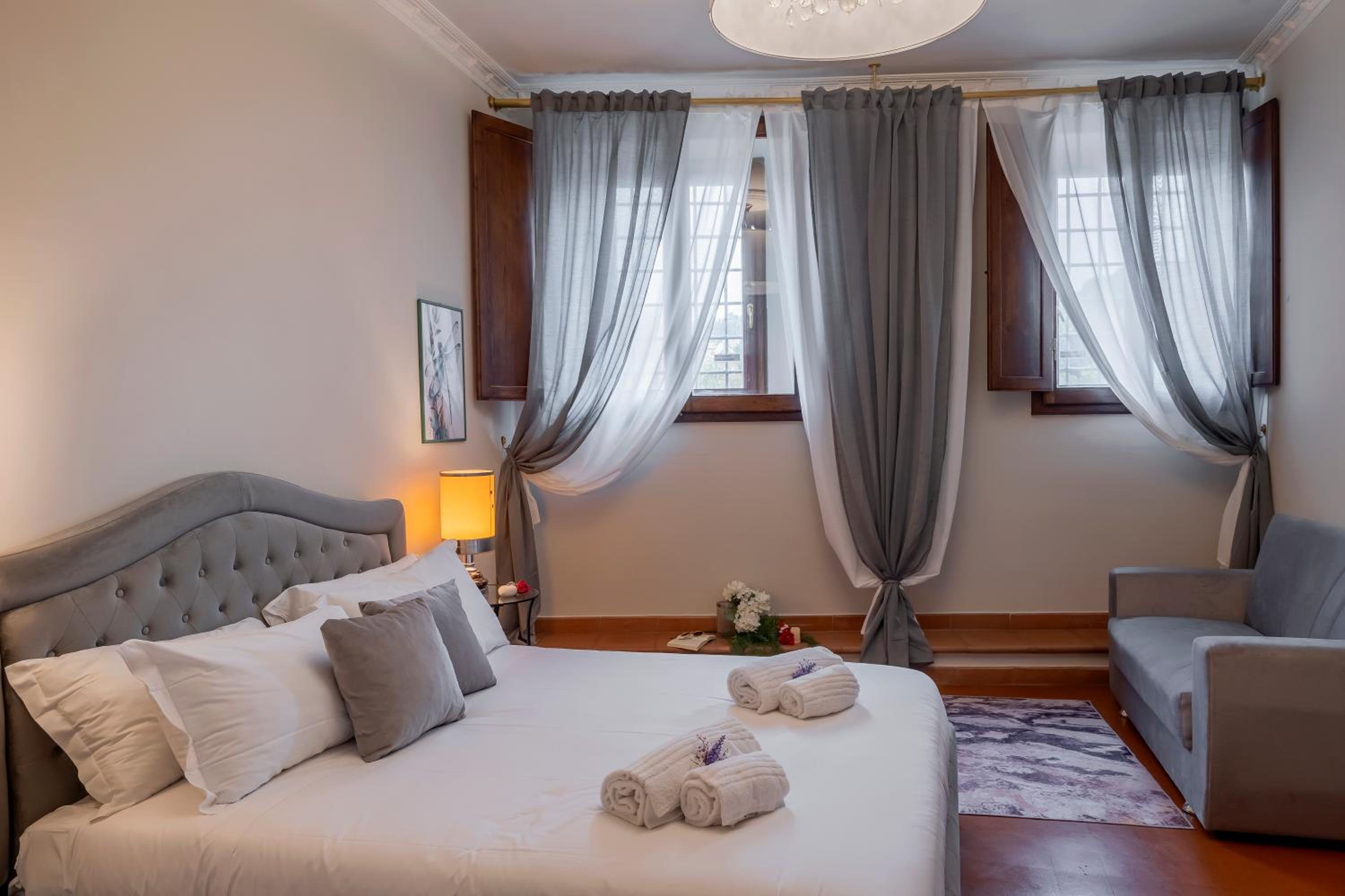 LUNGARNO FLORENCE APARTMENT