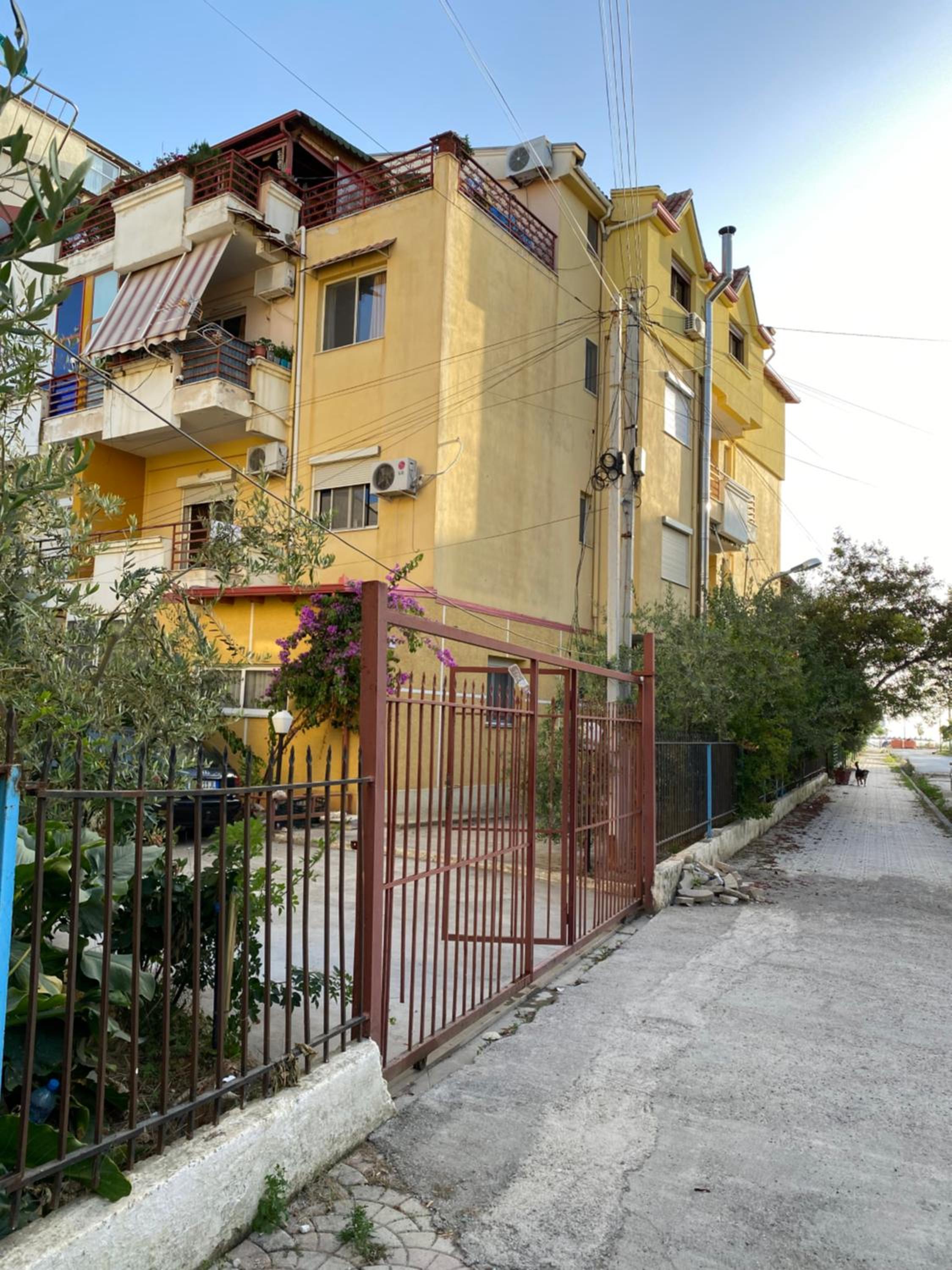 Dori Apartment