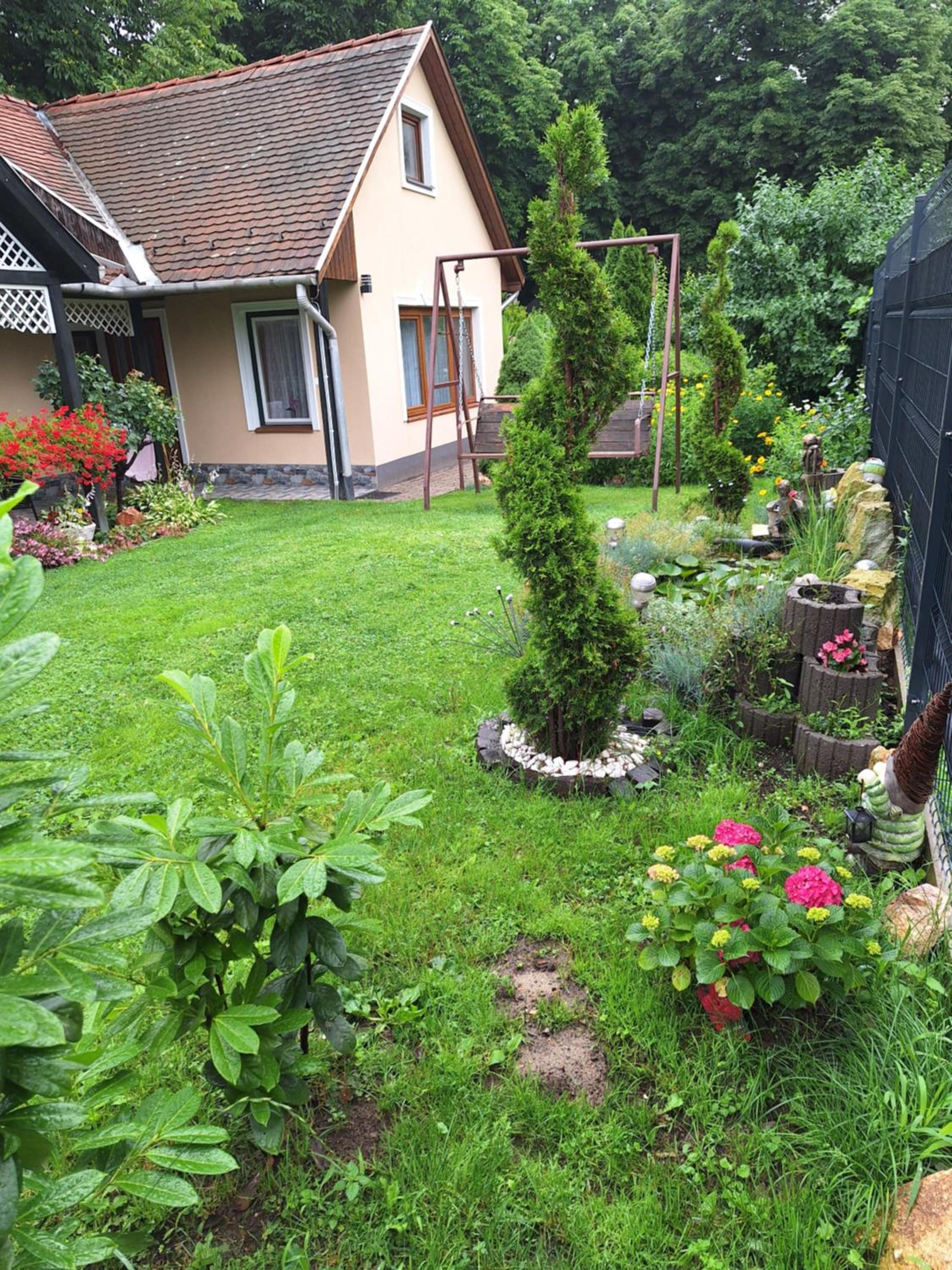 Iskolakert Apartman