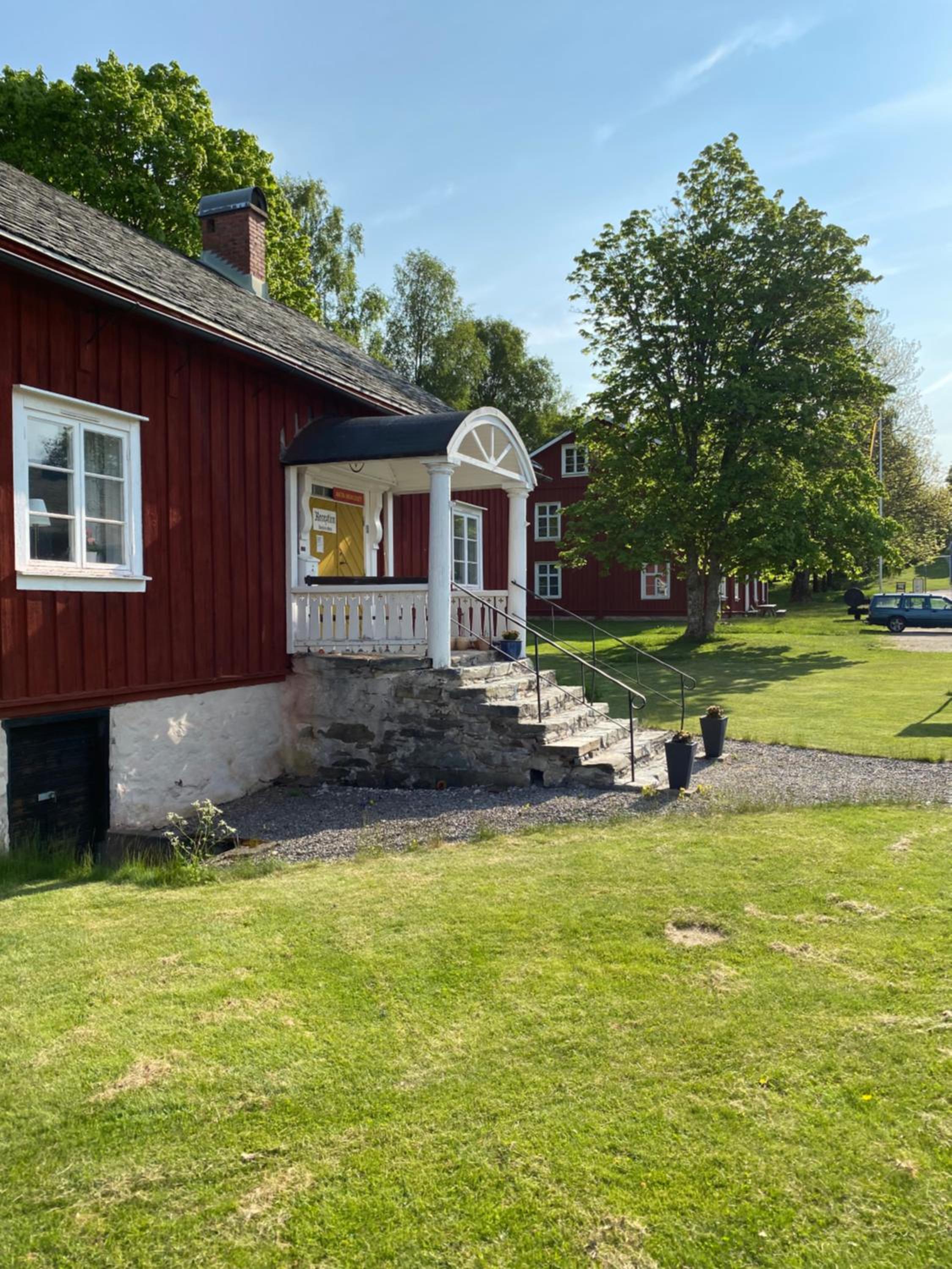 Photo 8