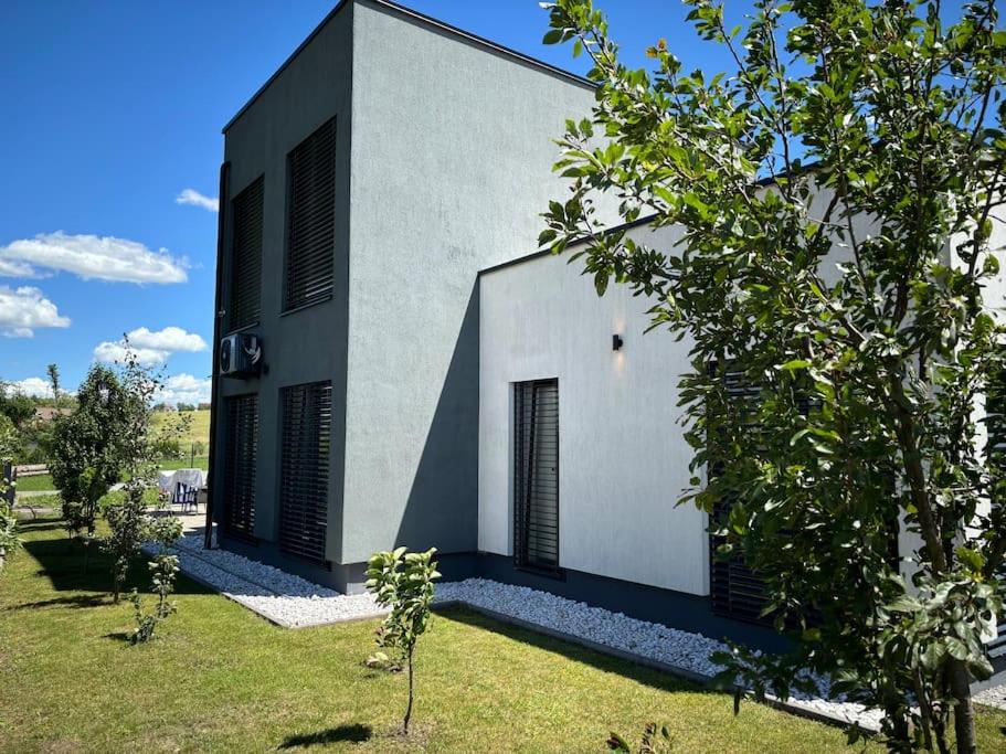 Villa im Grünen