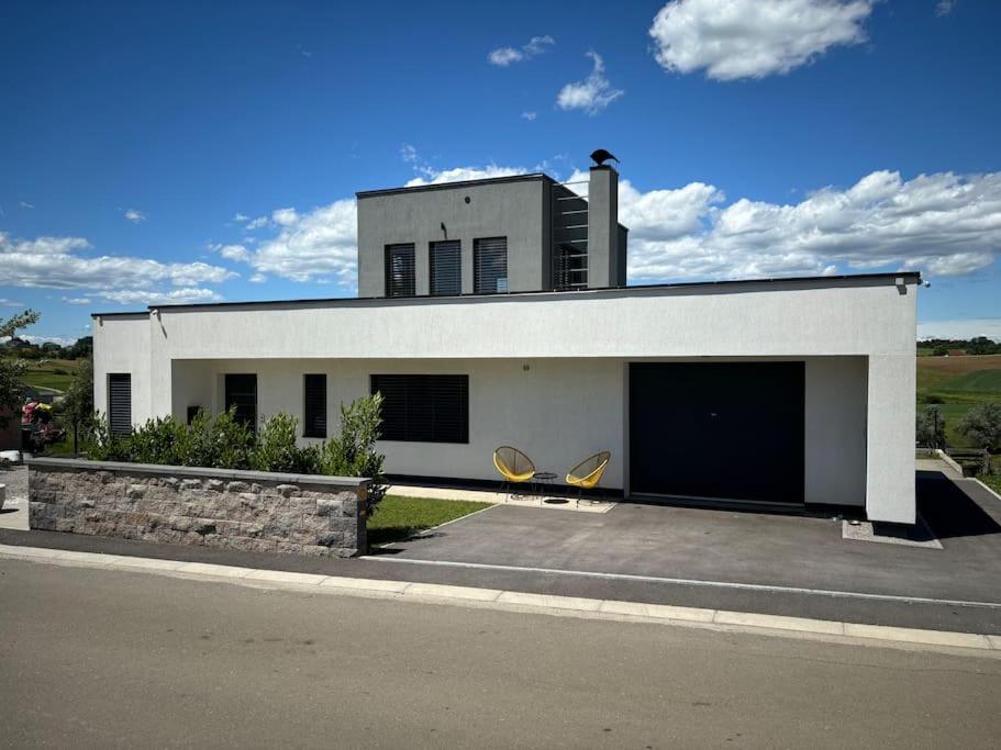 Villa im Grünen