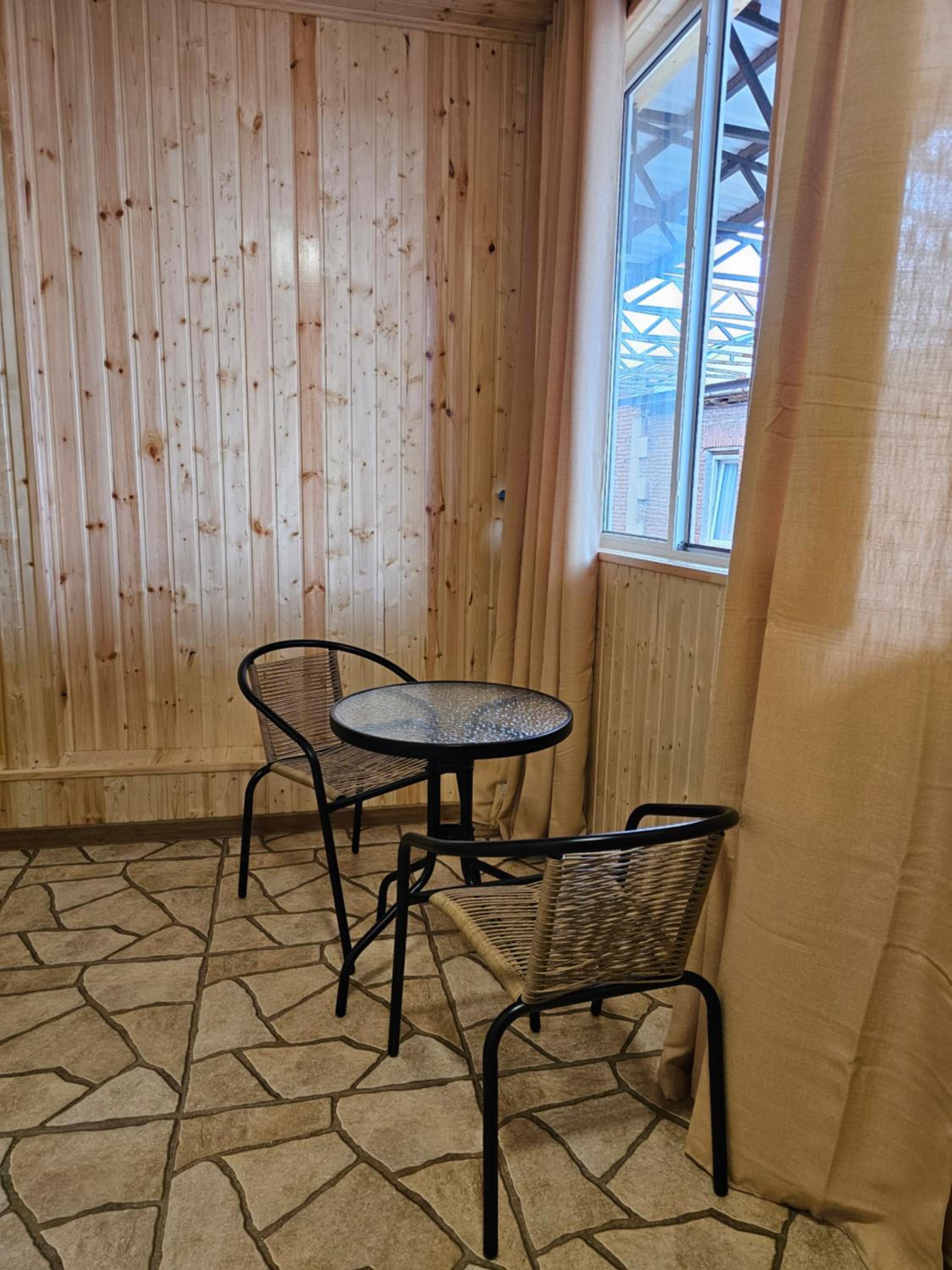 Guest House AMO