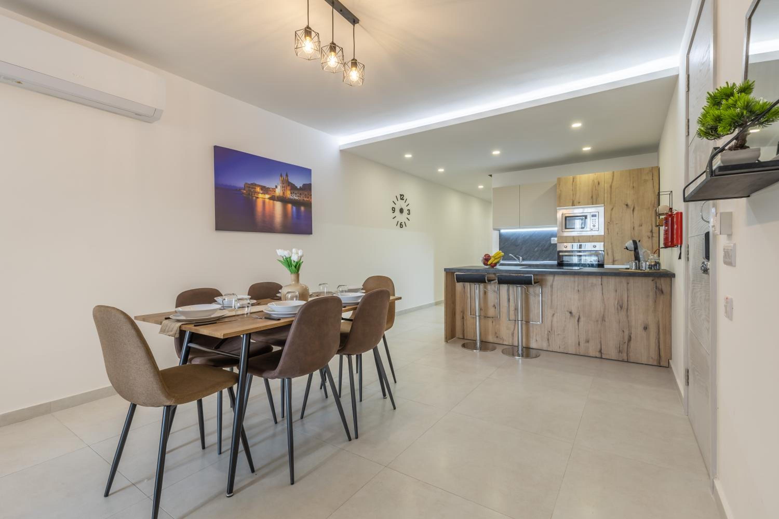 Stay Steps Away From The Sea in Sliema - Sleeps 6 view 5