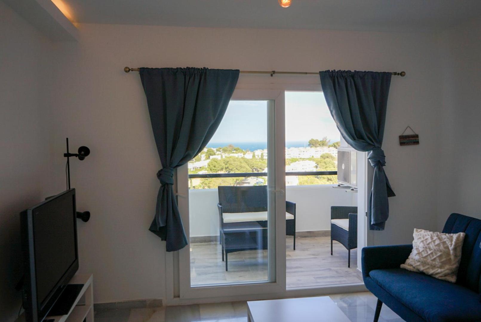 Casa Urano - Cozy 2 BR with sea views