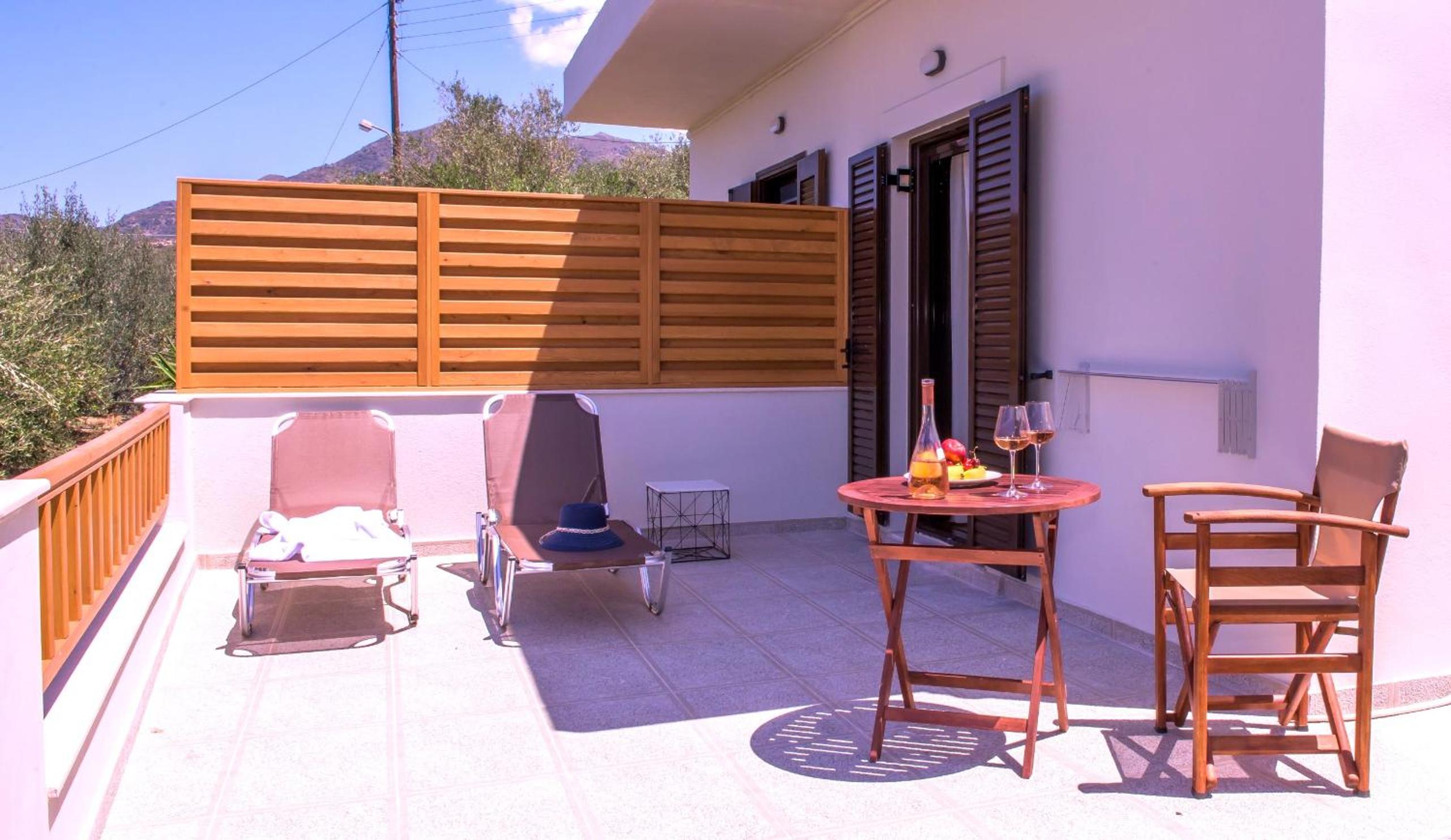 Eleonas Aparments 1