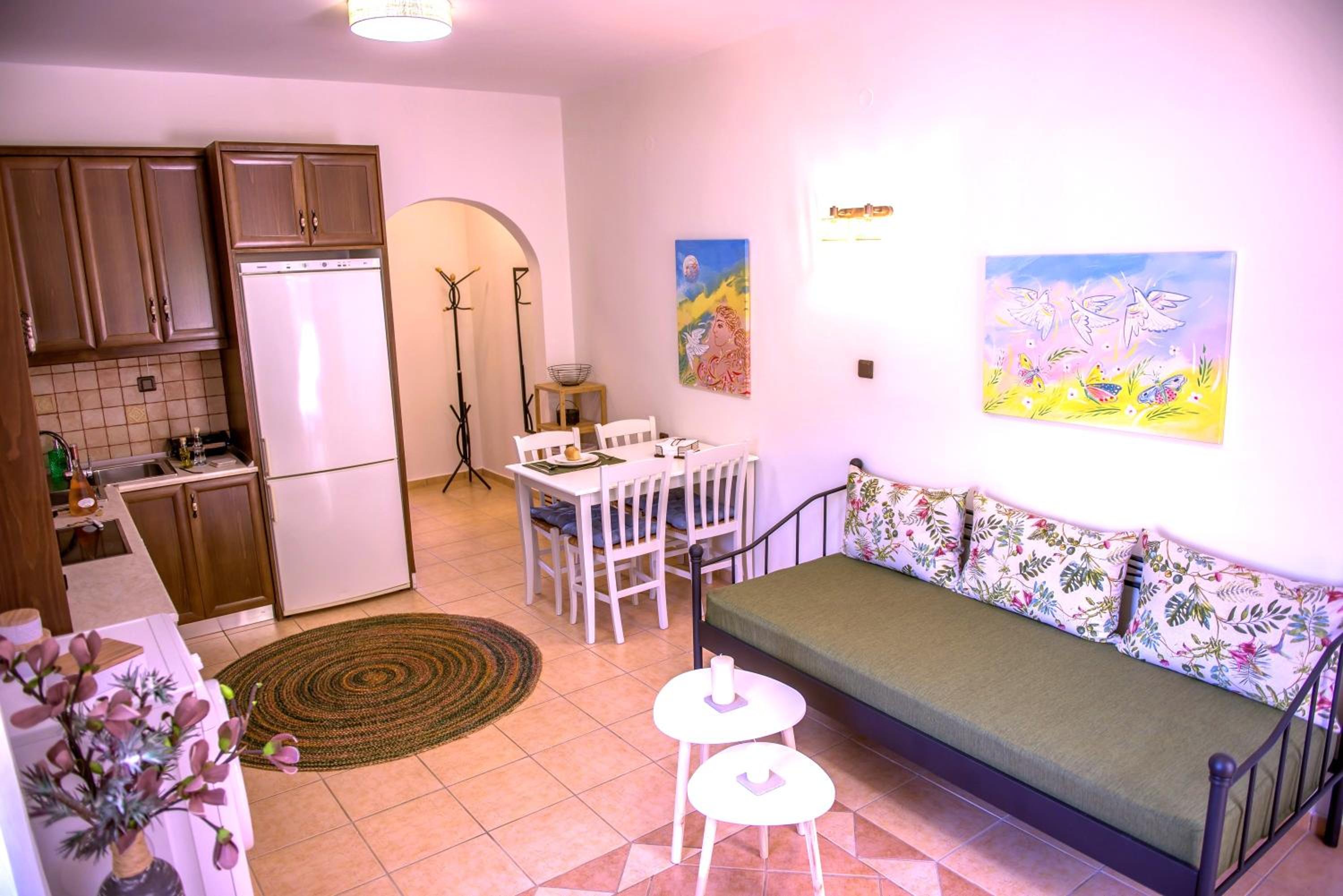 Eleonas Aparments 1