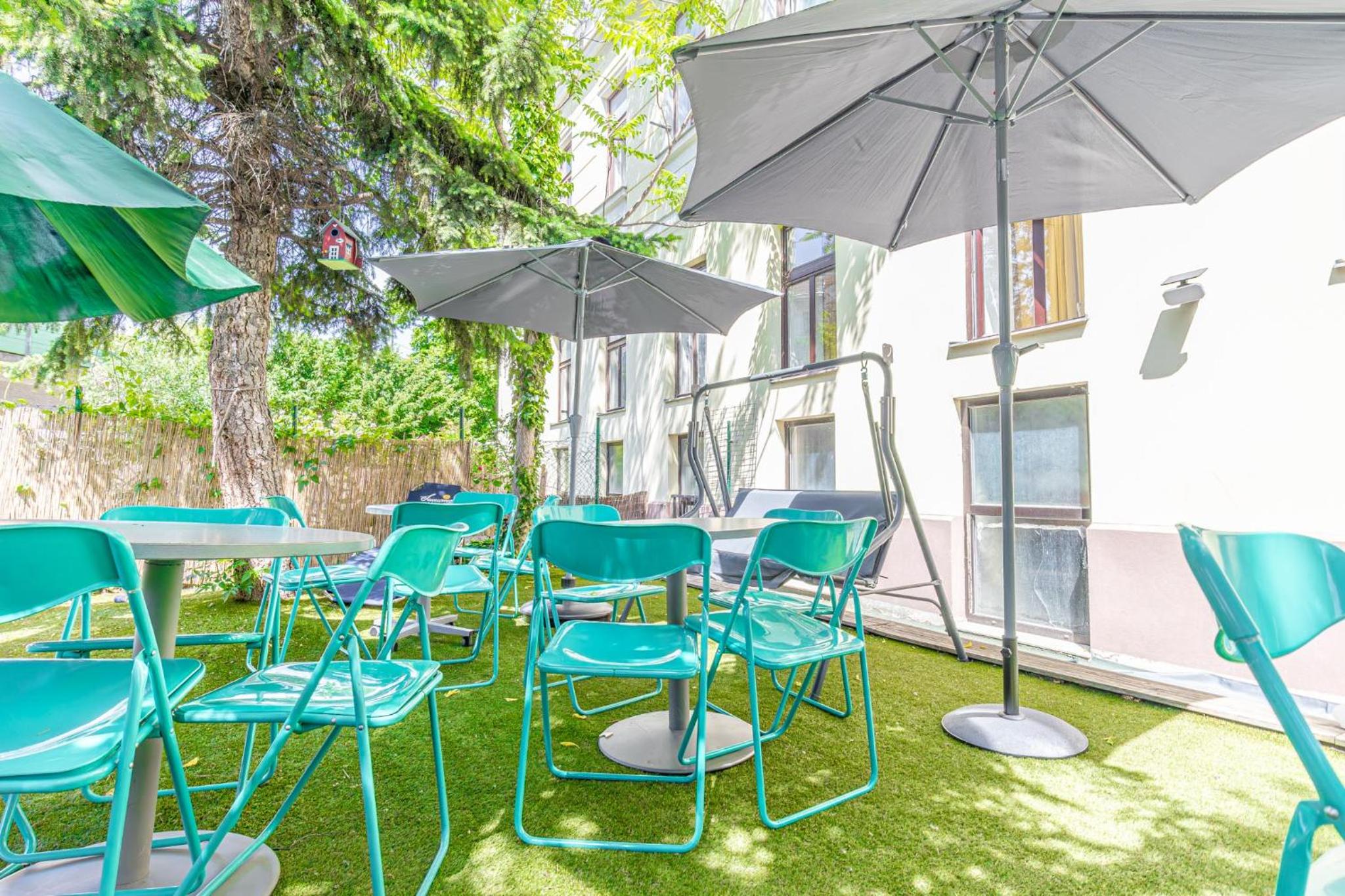 Homely Studio w/ Free Coffee near Millenium Tower