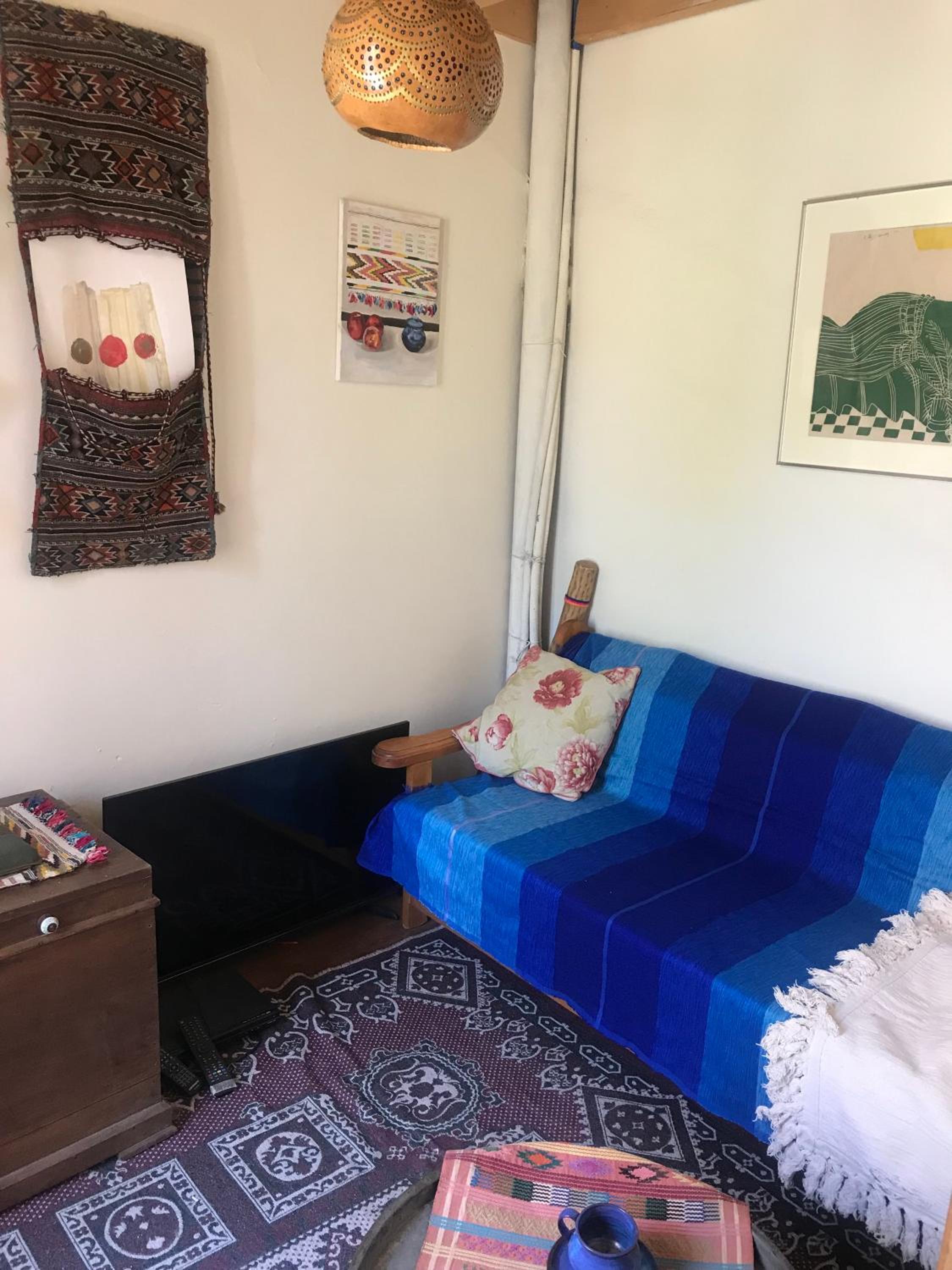 Lesbos Hideaway