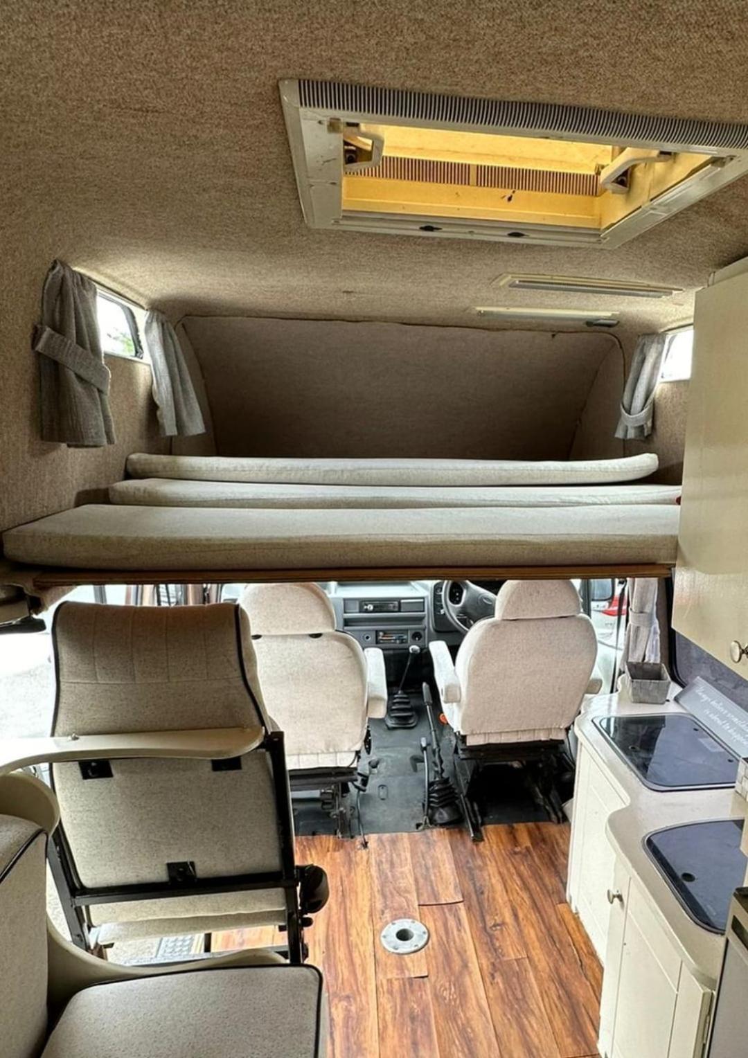 RETRO CAMPER HIRE LTD Campervan Hire Company