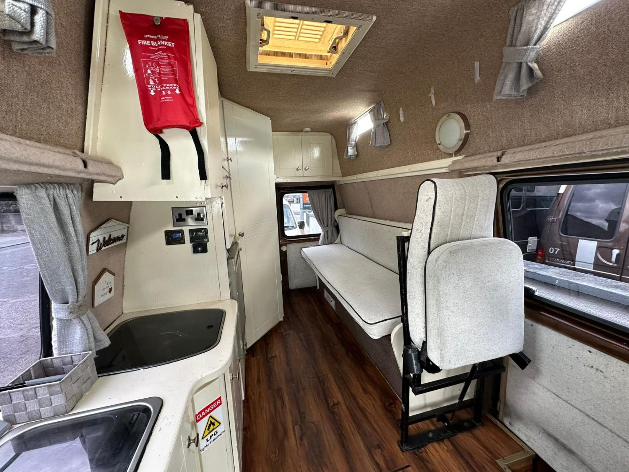 RETRO CAMPER HIRE LTD Campervan Hire Company