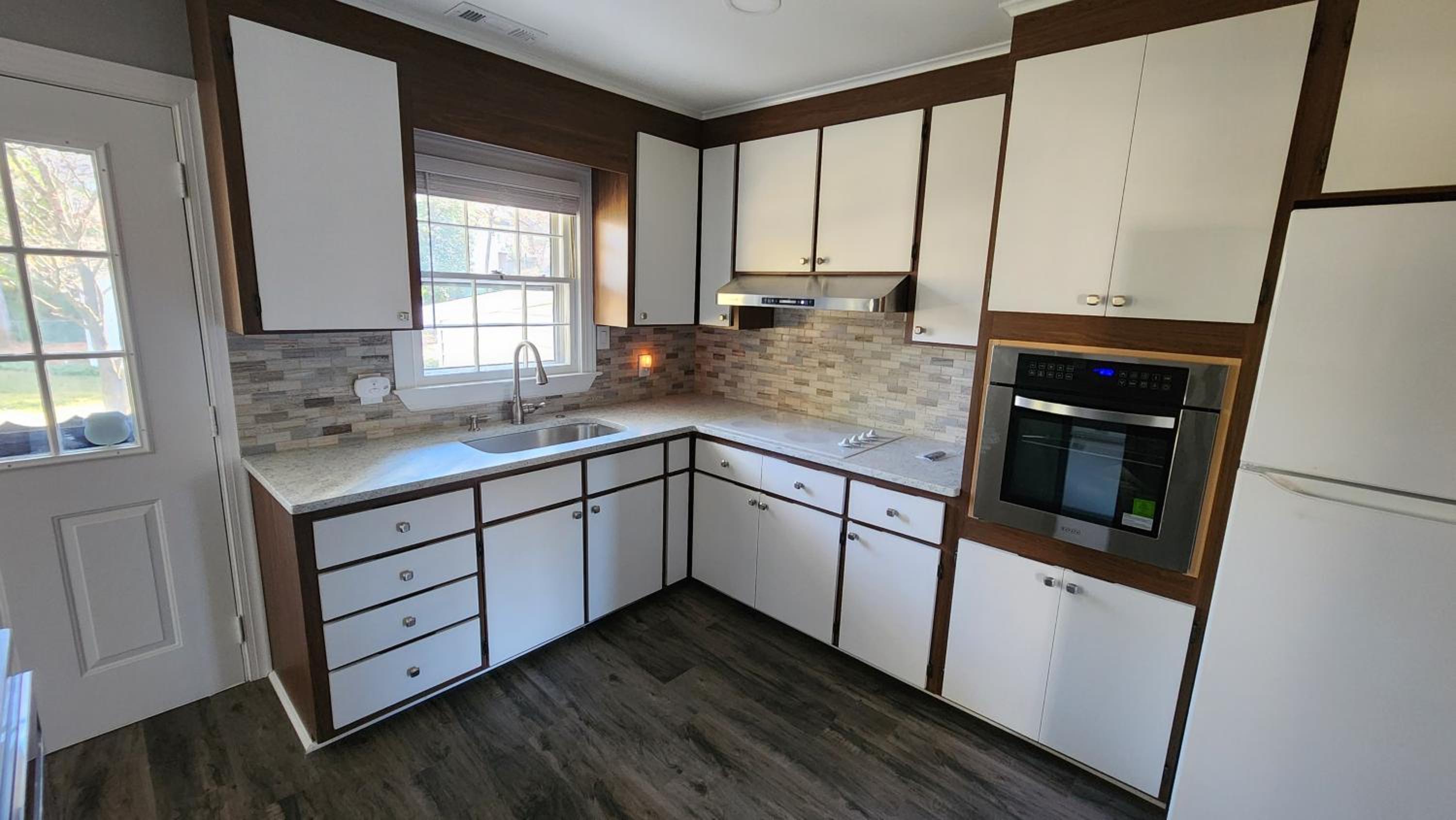 WOW! NEW APAT Close to all things in Raleigh/Wake view 5