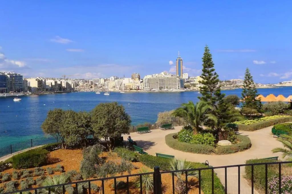 Lovely Seaview Two Bedroom rental unit in Tas-Sliema view 2
