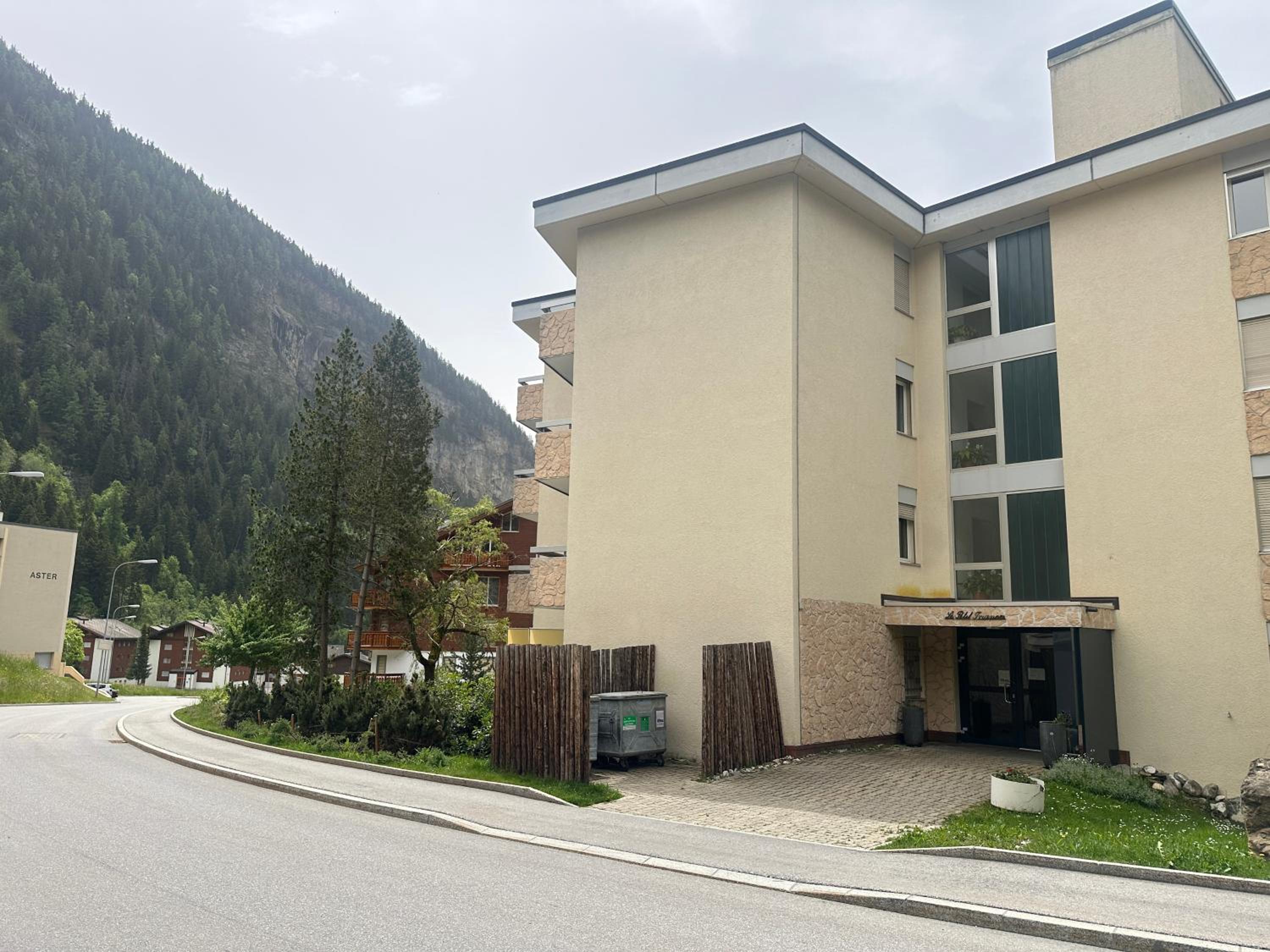 Appartement moderne et spacieux avec 2 belles terrasses vu sur montagne