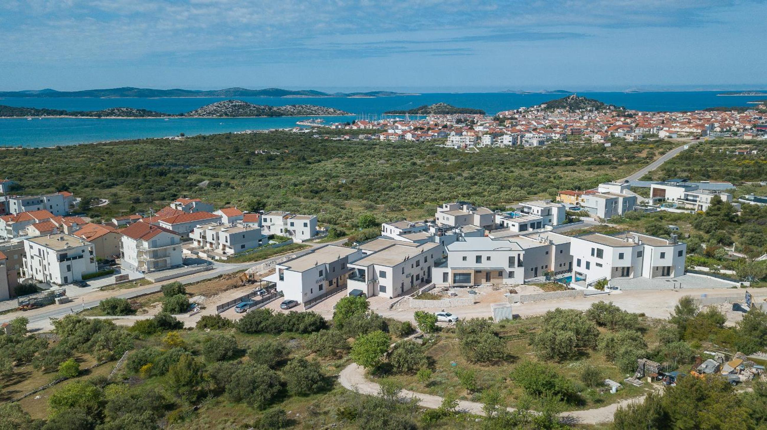 Hotel Exclusive New House w private pool - Image 1