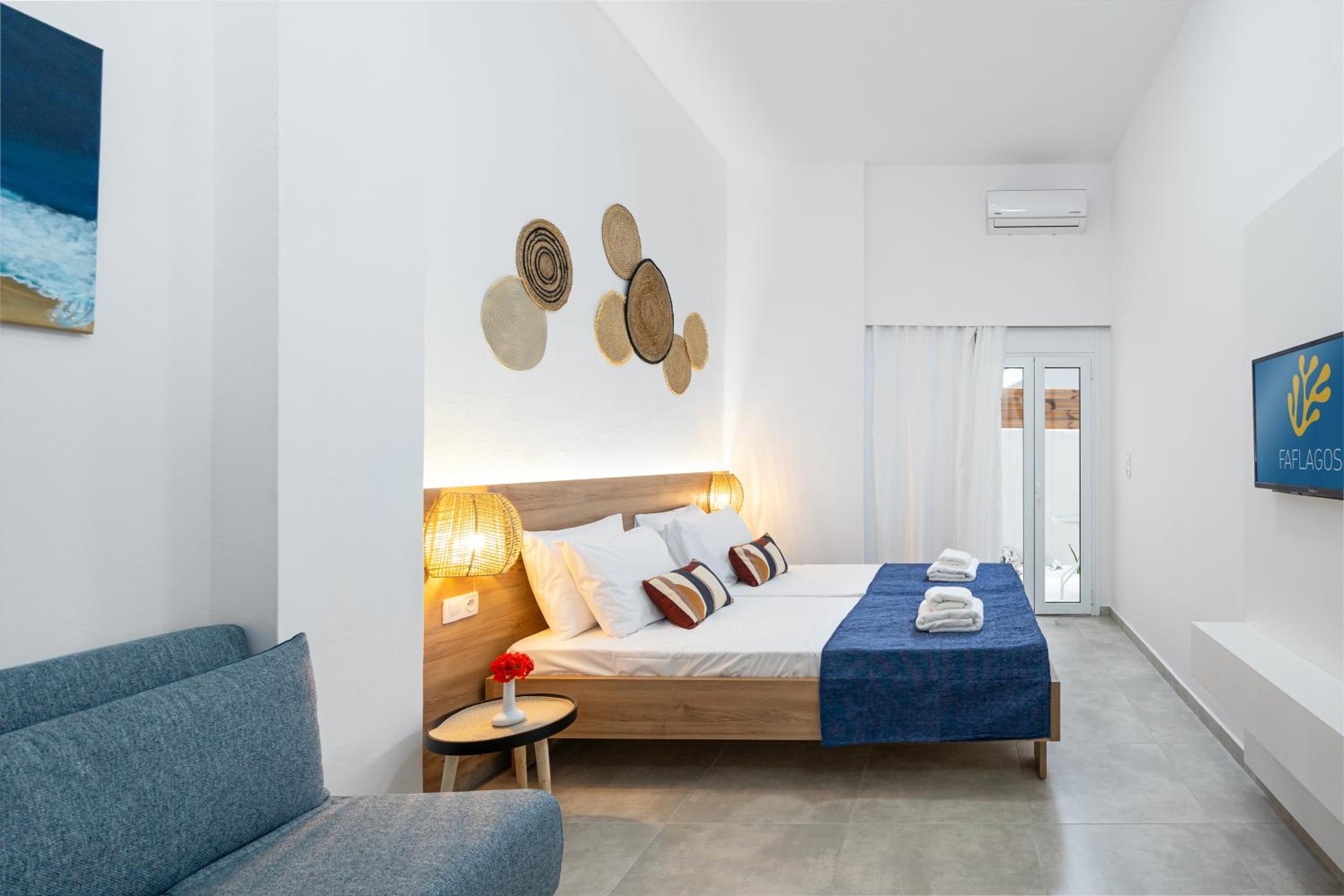 Faflagos Apartments