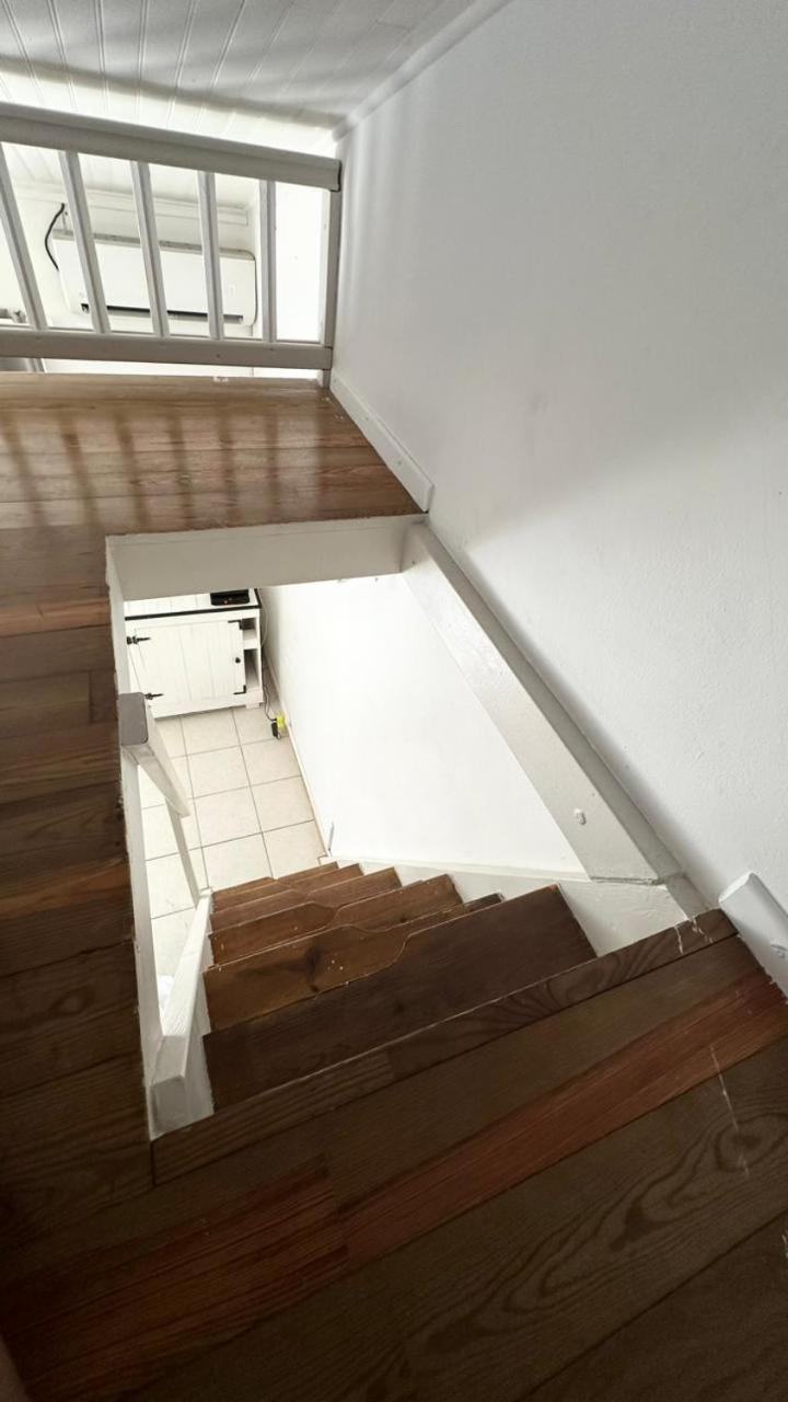 Tartane Logement familial en bord de mer avec accès direct plage & surf