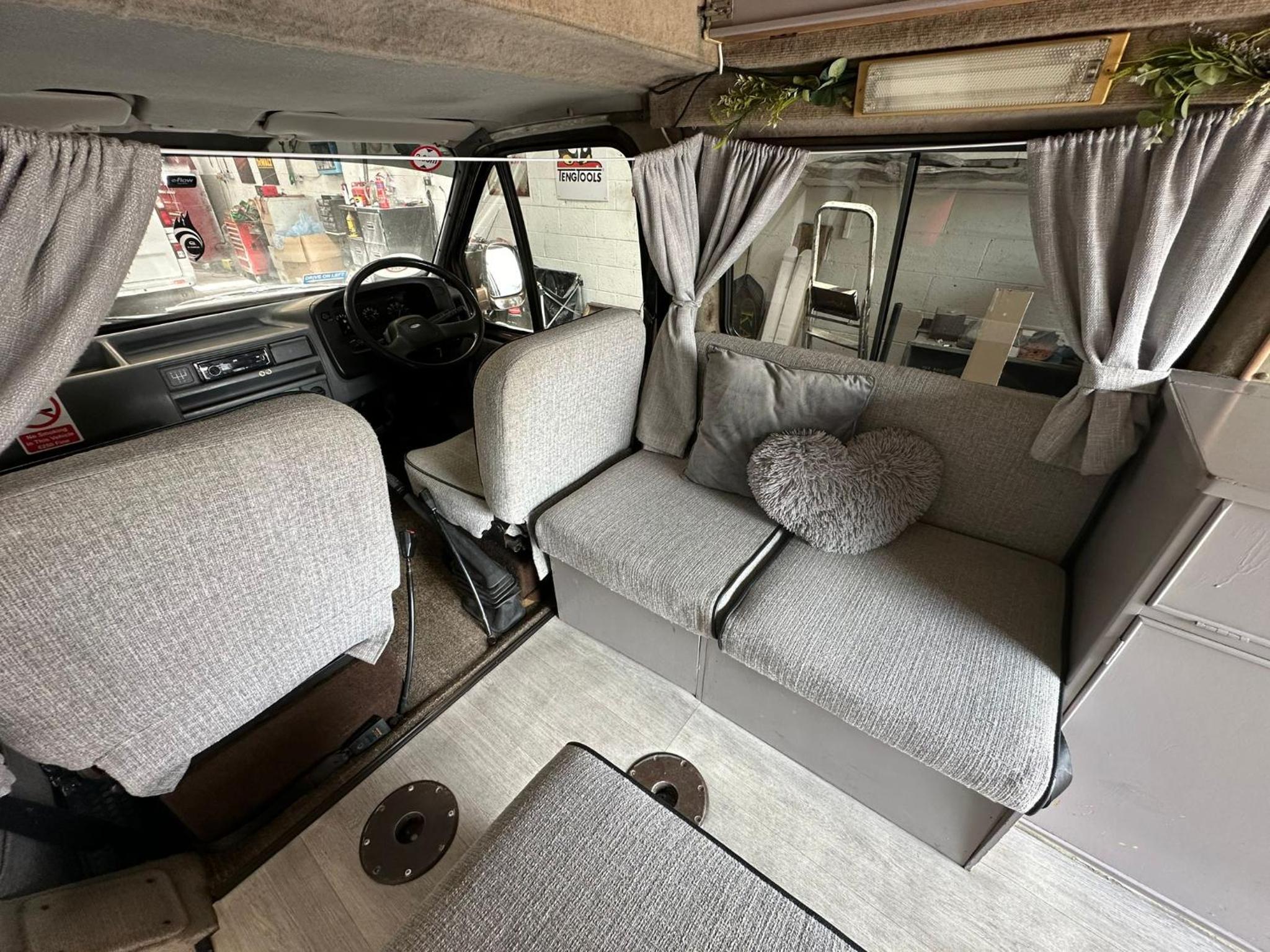RETRO CAMPER HIRE LTD Campervan Hire Company