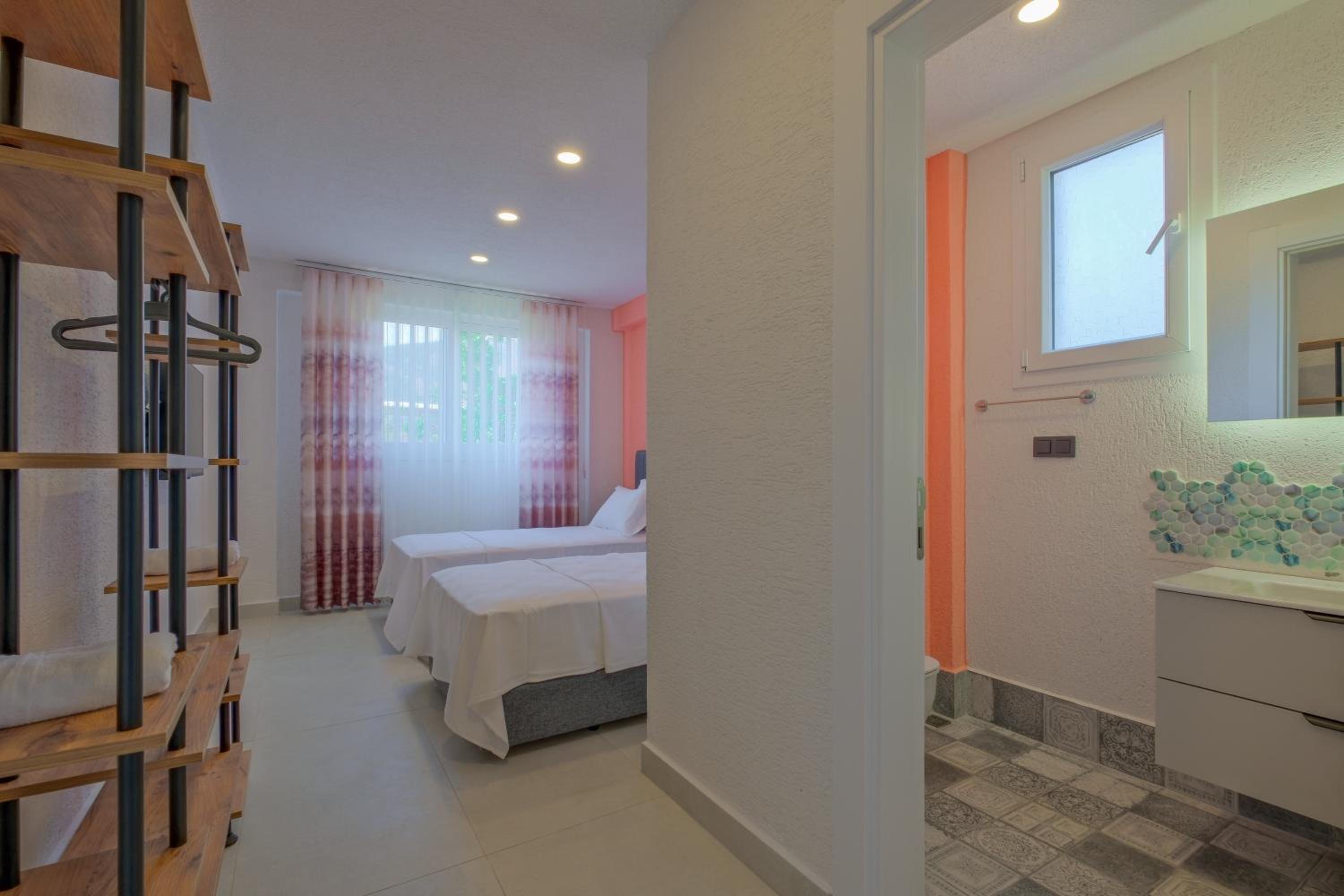 Woynpoint Villa Uzay
