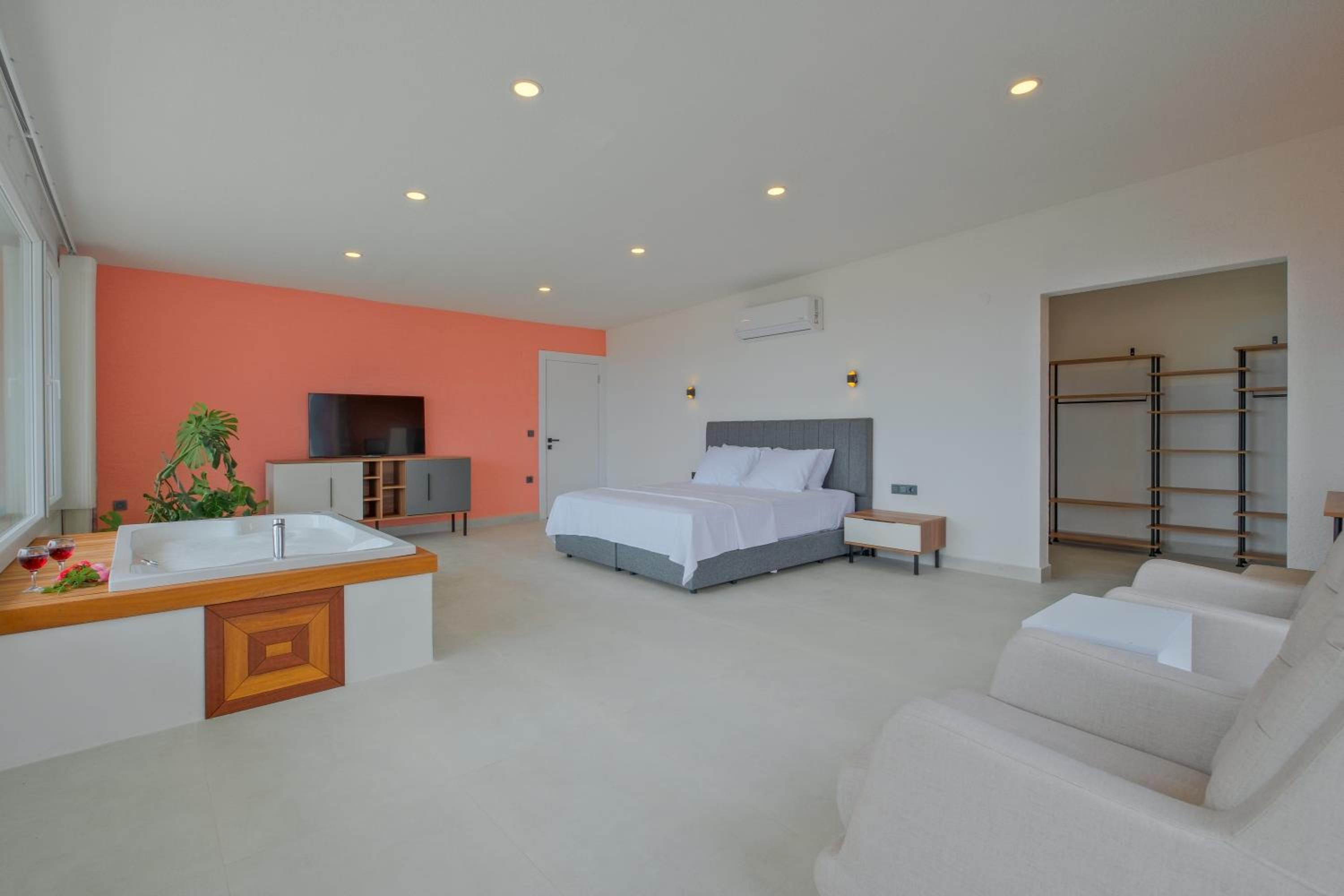 Woynpoint Villa Uzay