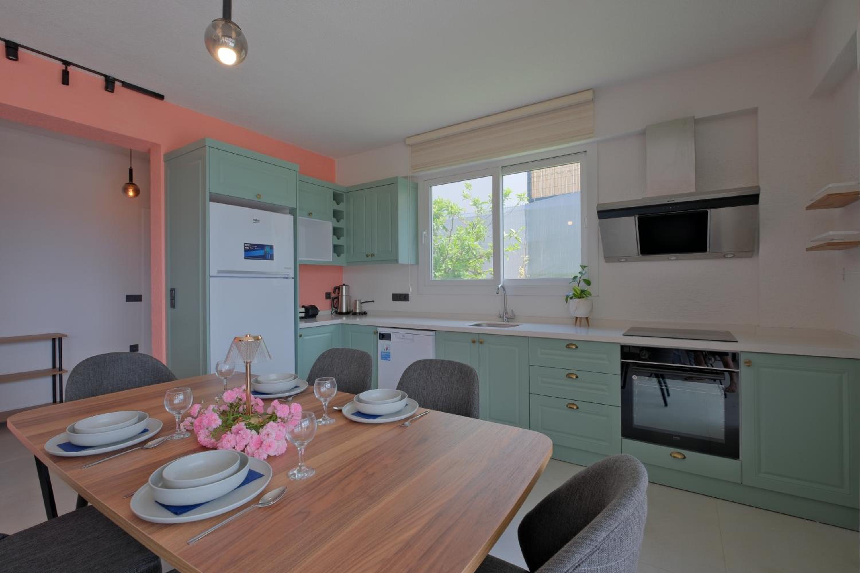 Woynpoint Villa Uzay