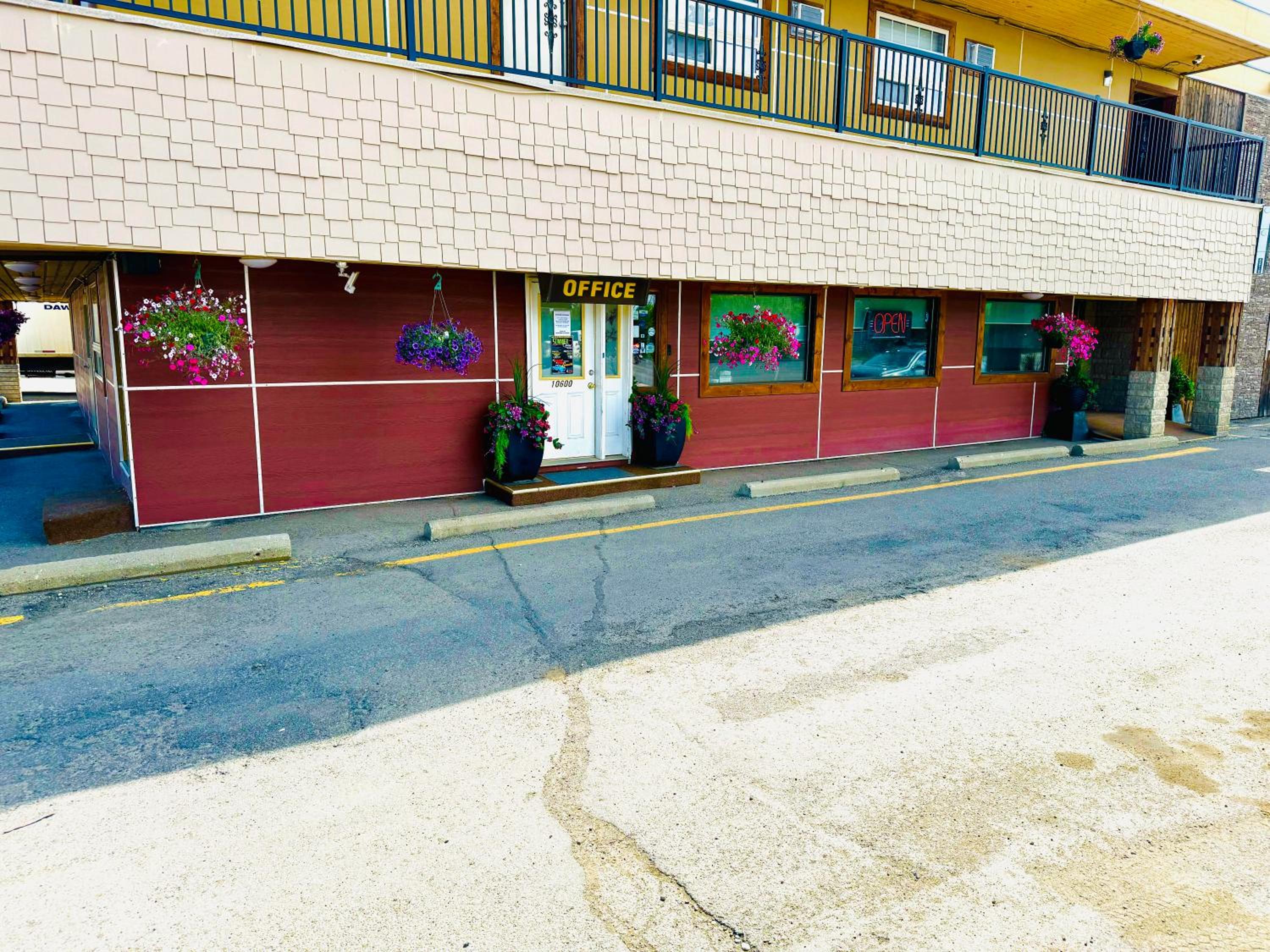 Coast Hotel Dawson Creek