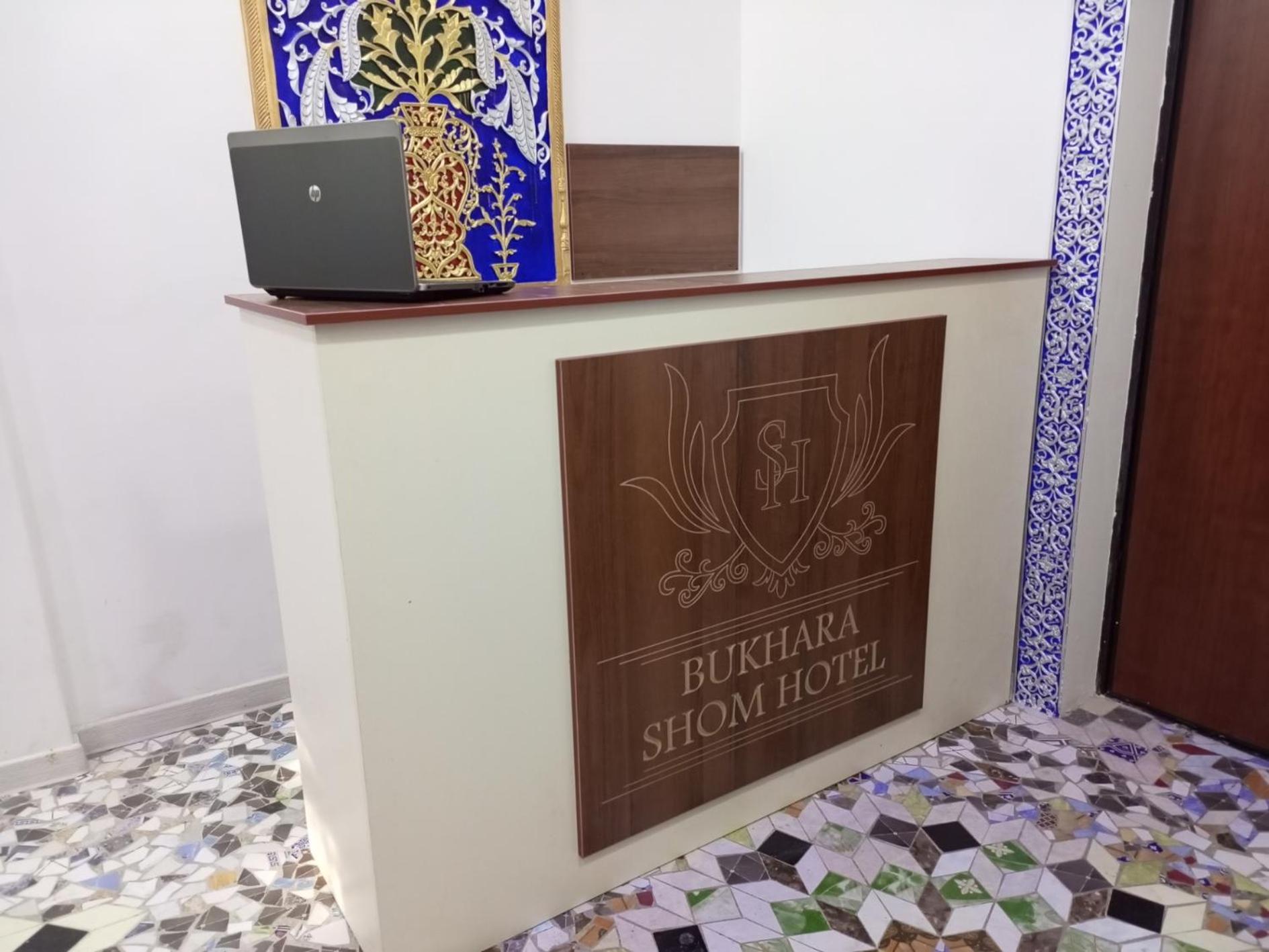 Shom Hotel with Terraca
